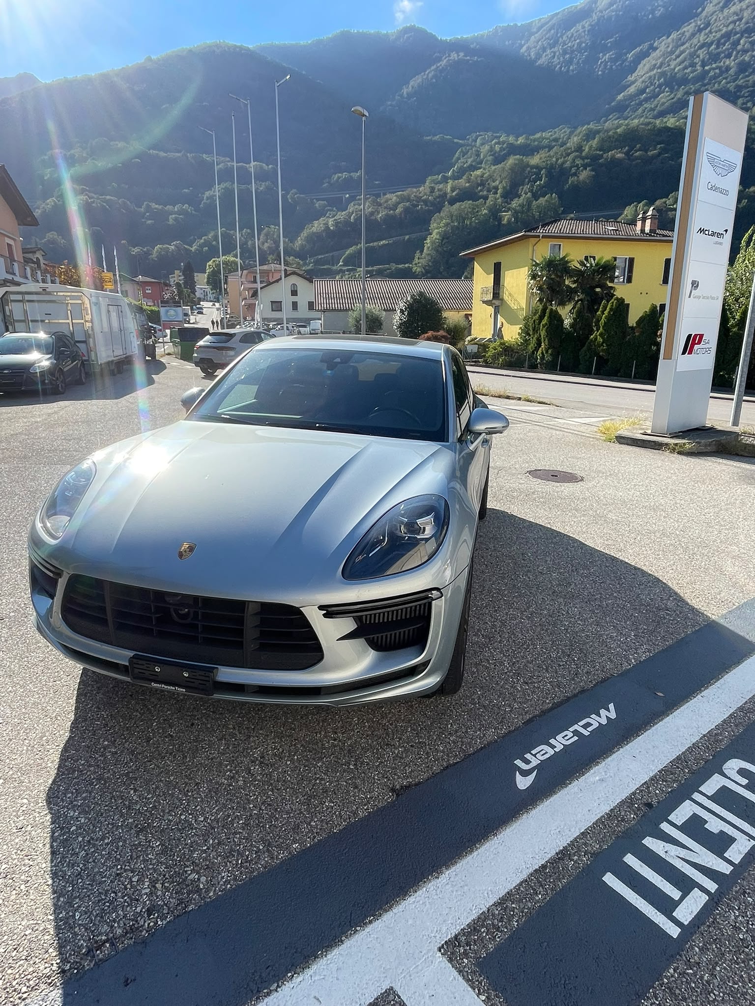 PORSCHE Macan Turbo PDK-image-2