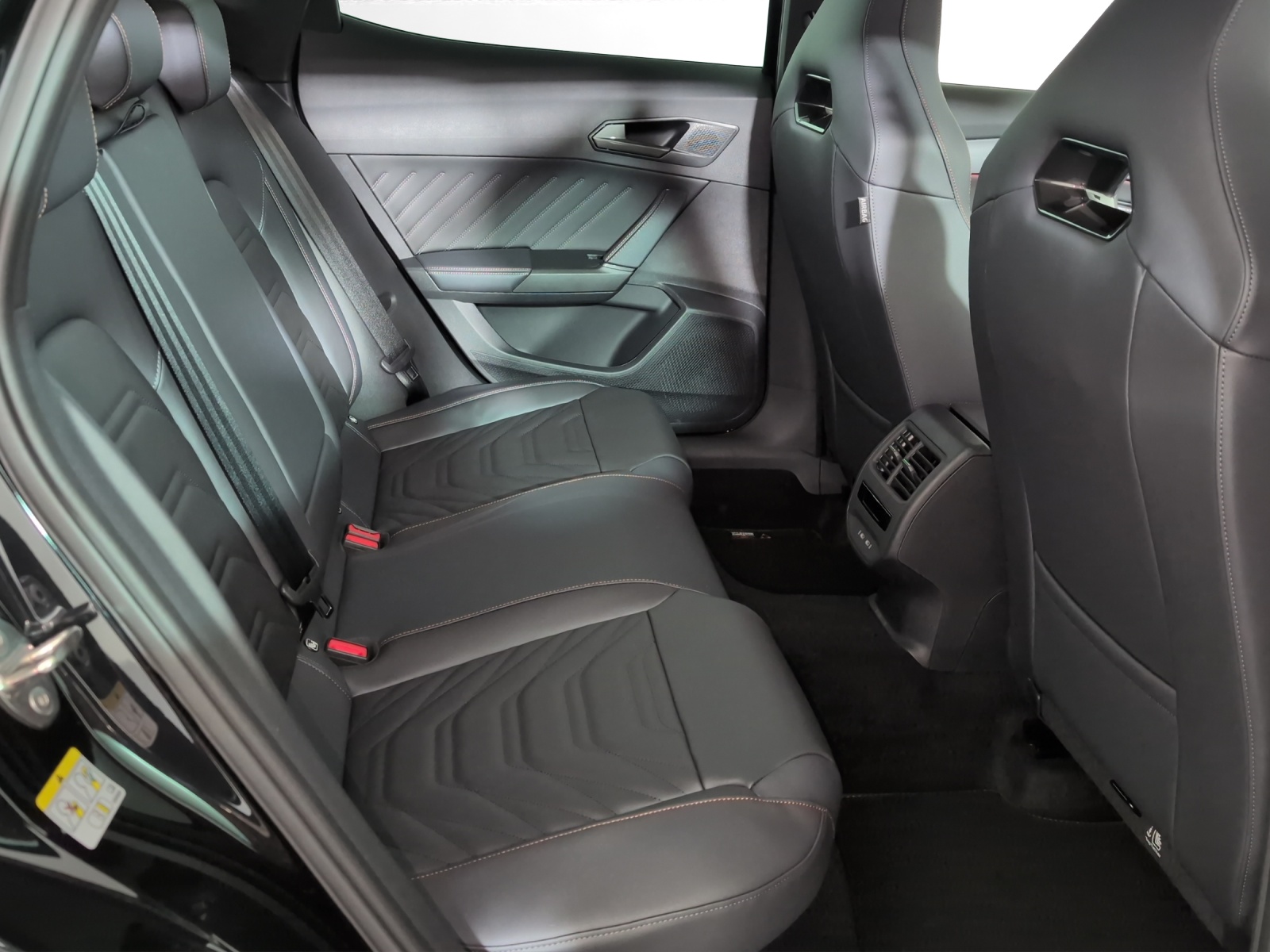 CUPRA Formentor 2.5TSI VZ5 Prime Edition 4Drive DSG-image-8