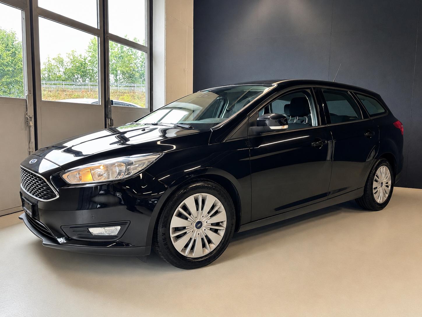 FORD Focus 1.5 TDCi Business PowerShift-image-4