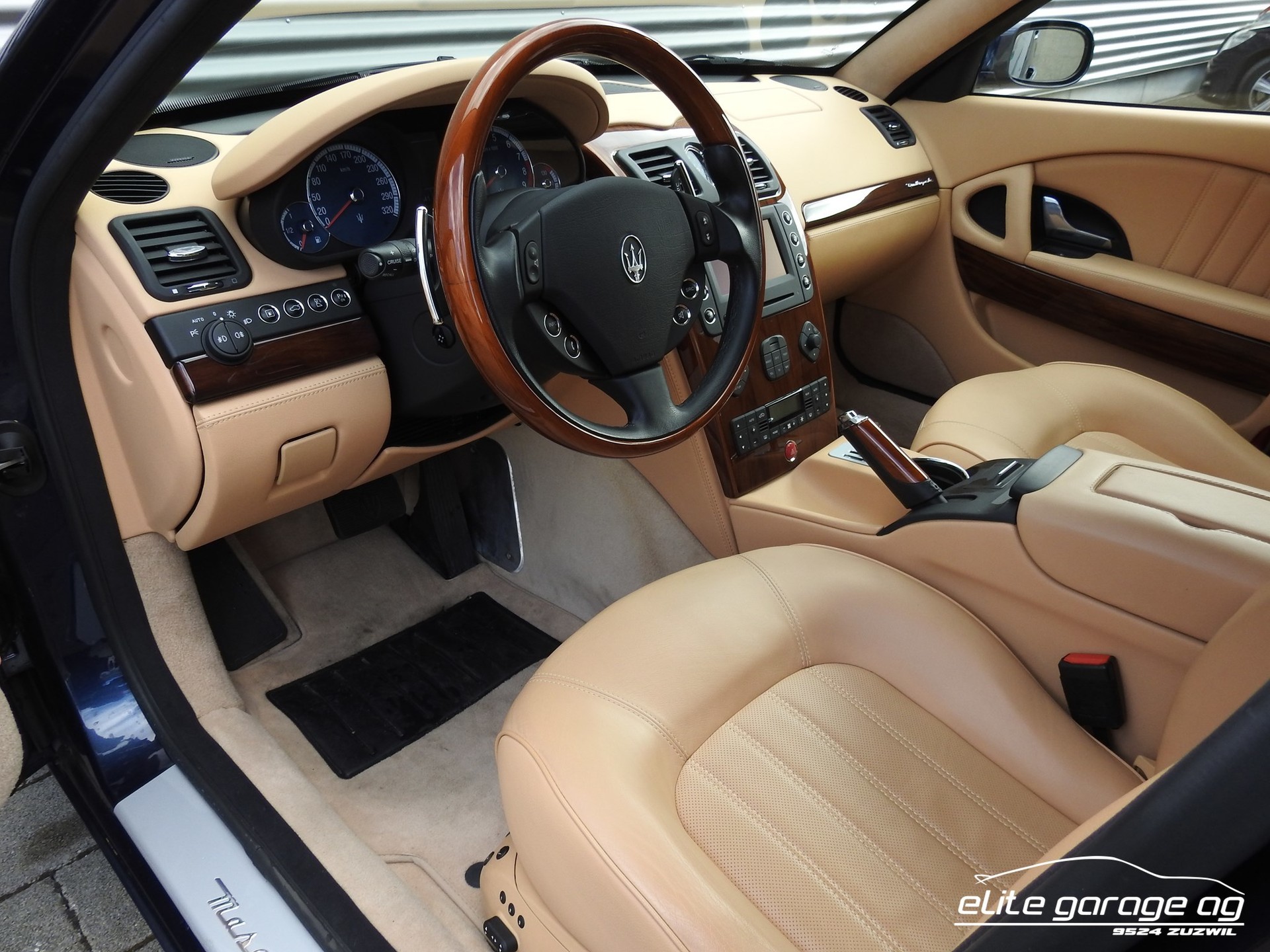 MASERATI Quattroporte 4.2-image-6