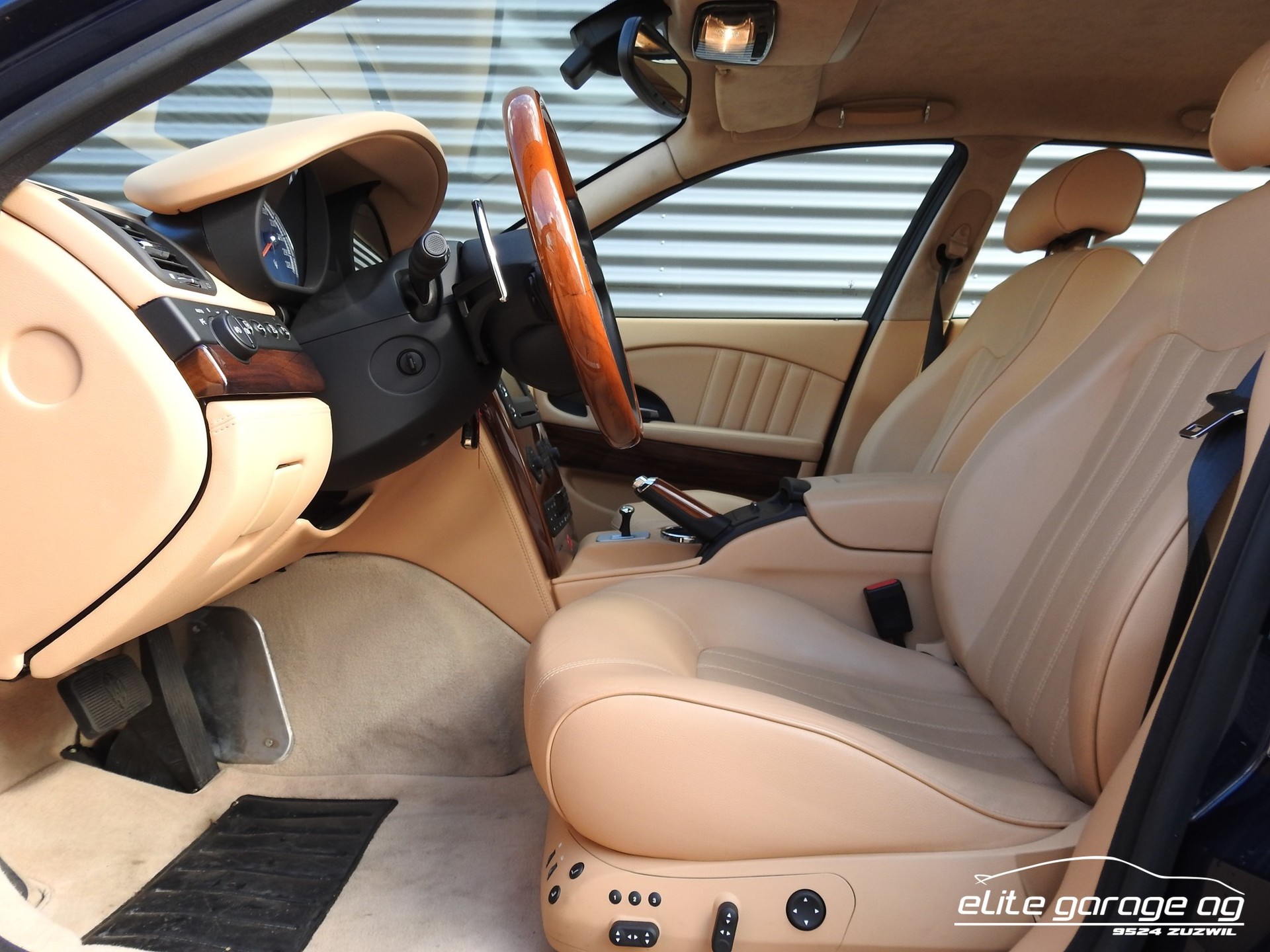 MASERATI Quattroporte 4.2-image-8