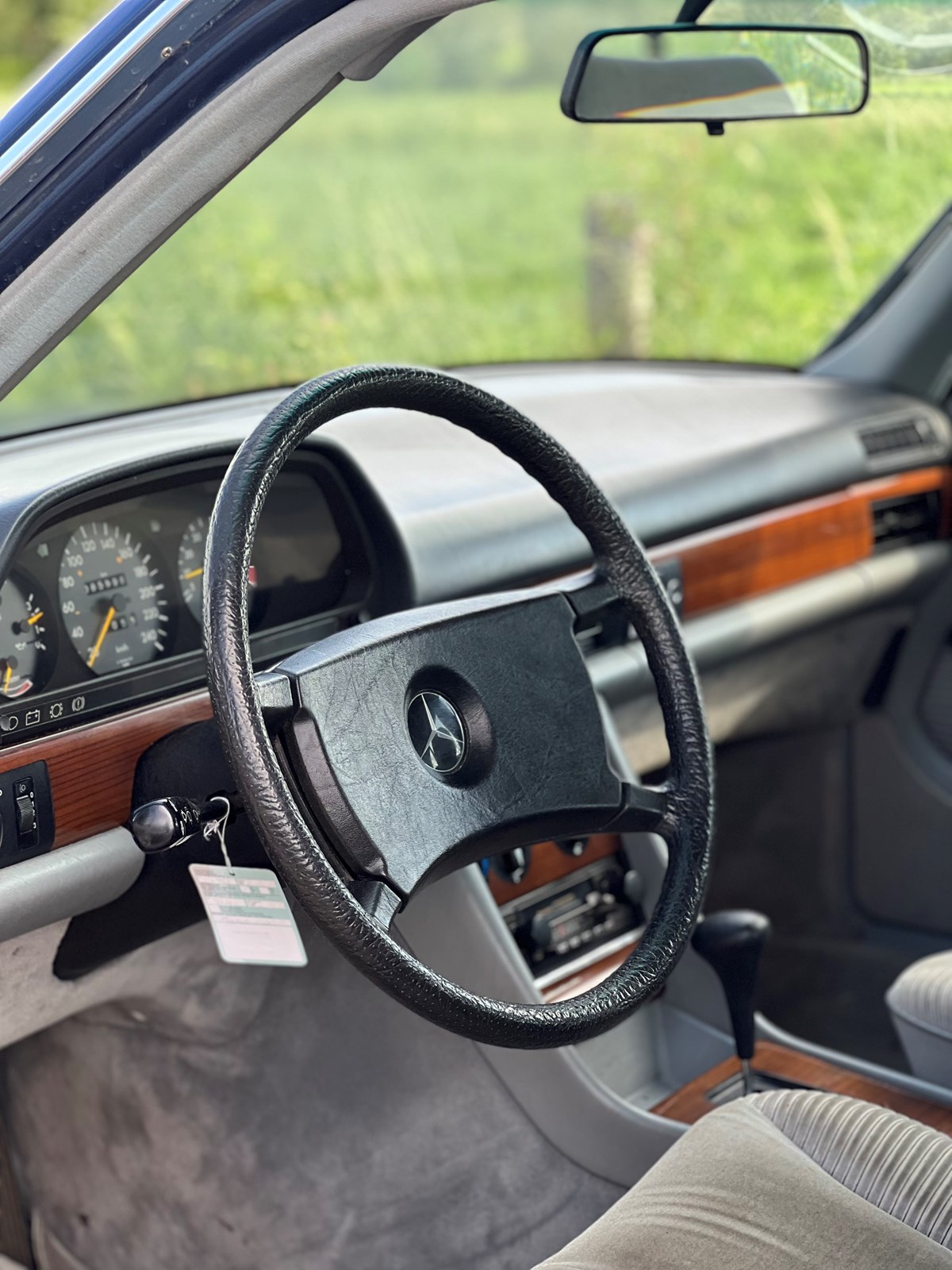 MERCEDES-BENZ 280 SE-image-5