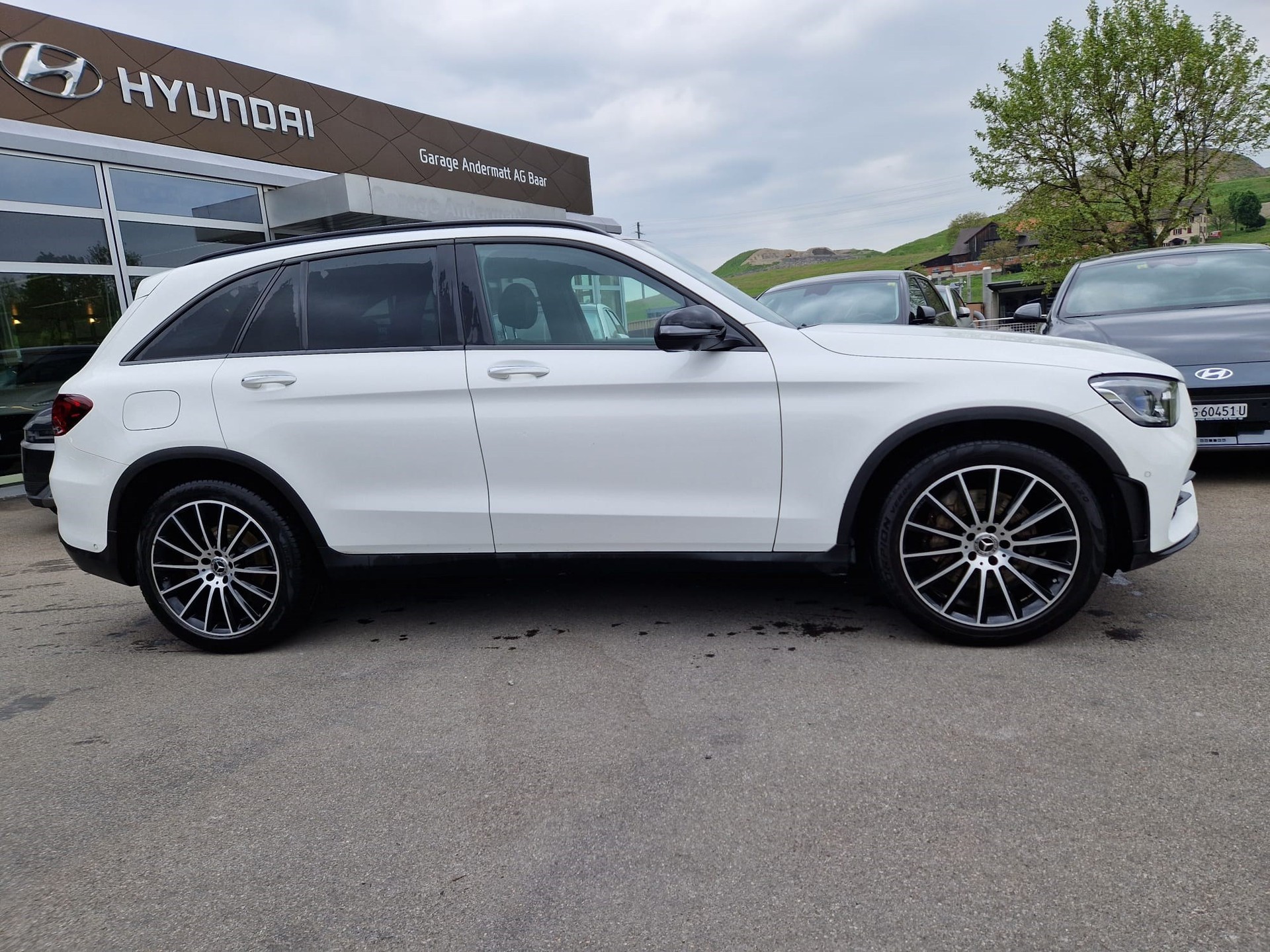 MERCEDES-BENZ GLC 300 Off-Road 4Matic 9G-Tronic-image-2