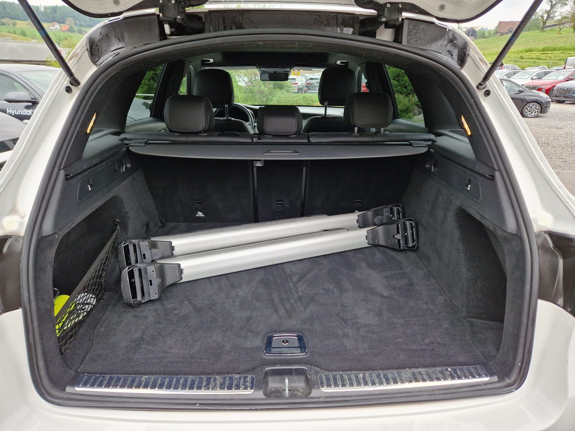 MERCEDES-BENZ GLC 300 Off-Road 4Matic 9G-Tronic-image-9
