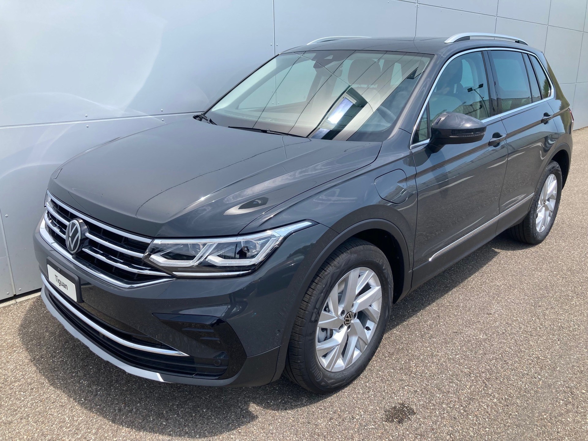VW TIGUAN Benzin / Plug In-Hybrid-image-0