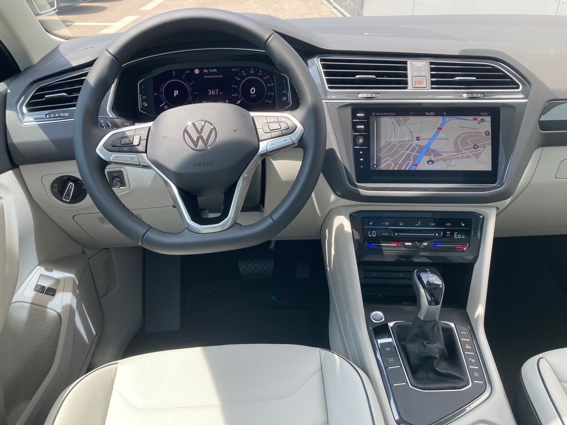 VW TIGUAN Benzin / Plug In-Hybrid-image-10