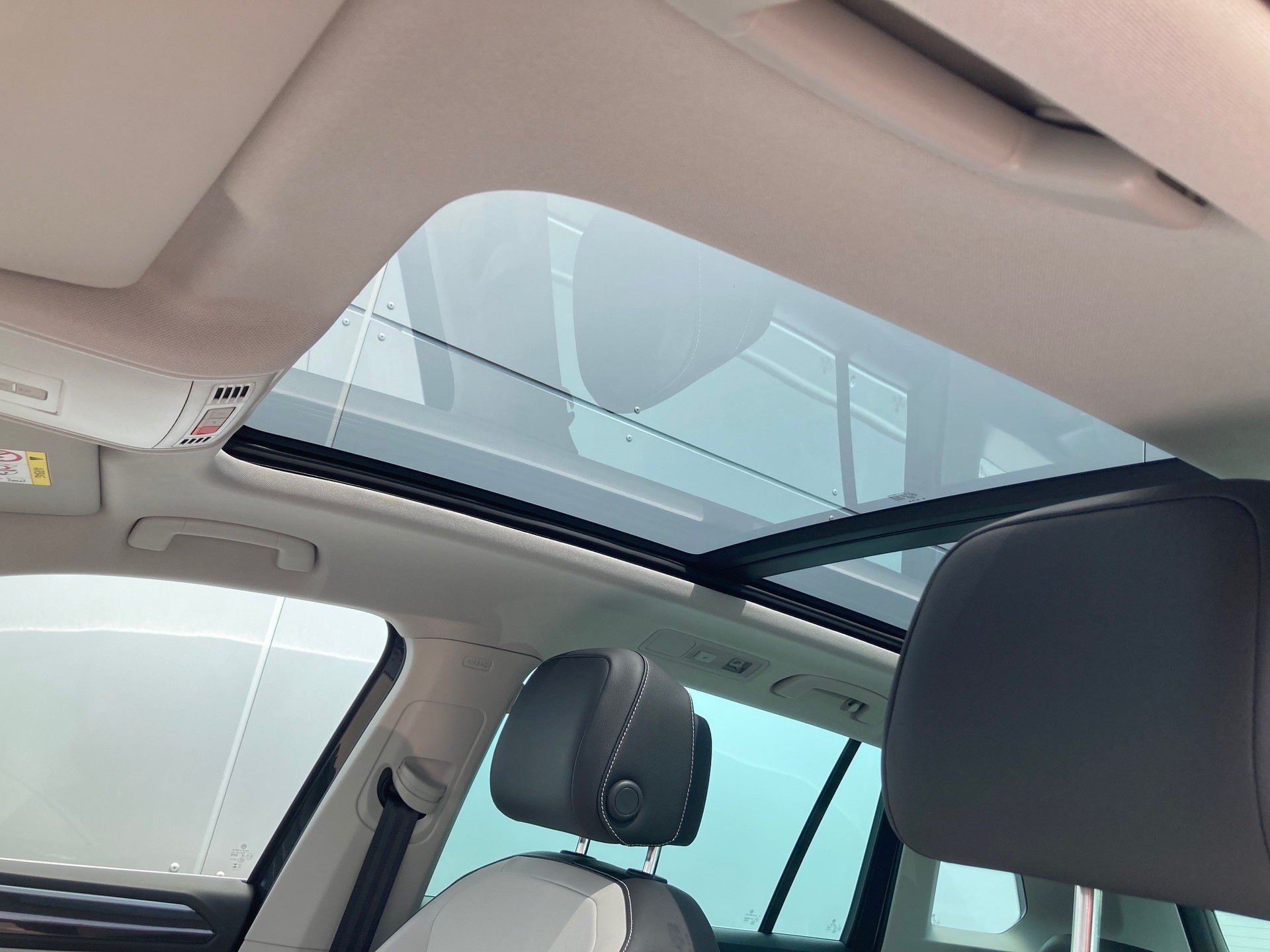 VW TIGUAN Benzin / Plug In-Hybrid-image-11
