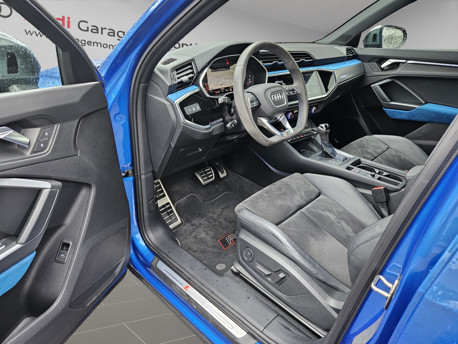 AUDI RS Q3 Sportback quattro S tronic-image-6