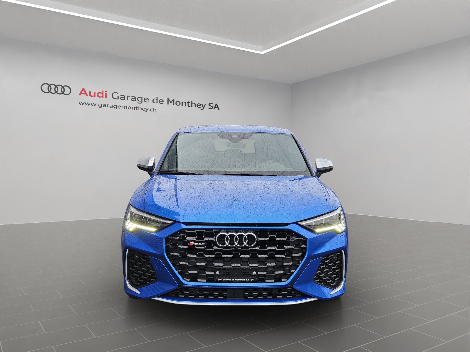 AUDI RS Q3 Sportback quattro S tronic-image-1