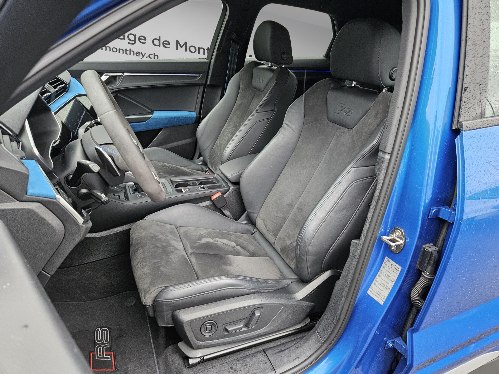 AUDI RS Q3 Sportback quattro S tronic-image-7