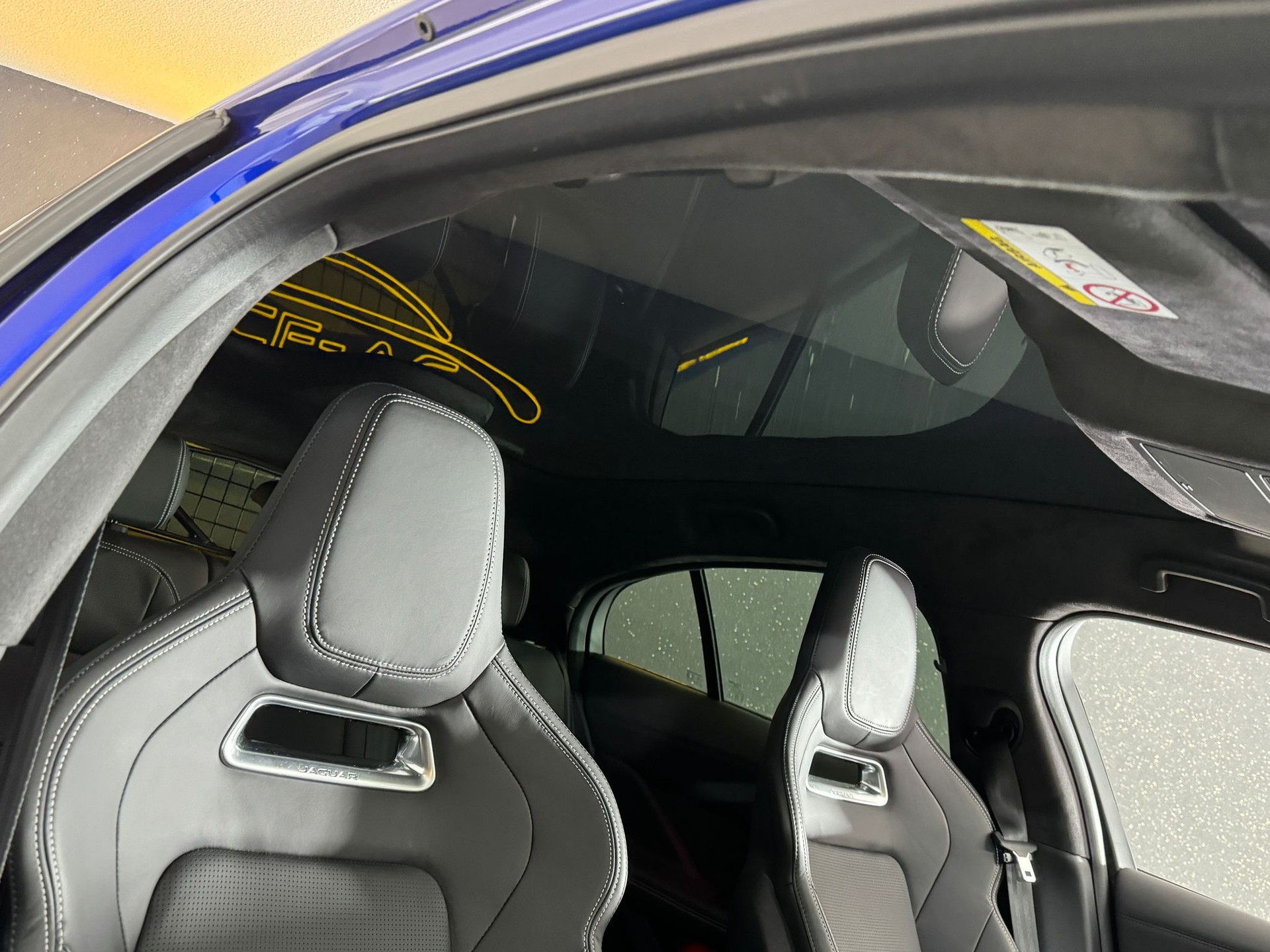JAGUAR I-Pace EV400 S AWD-image-10