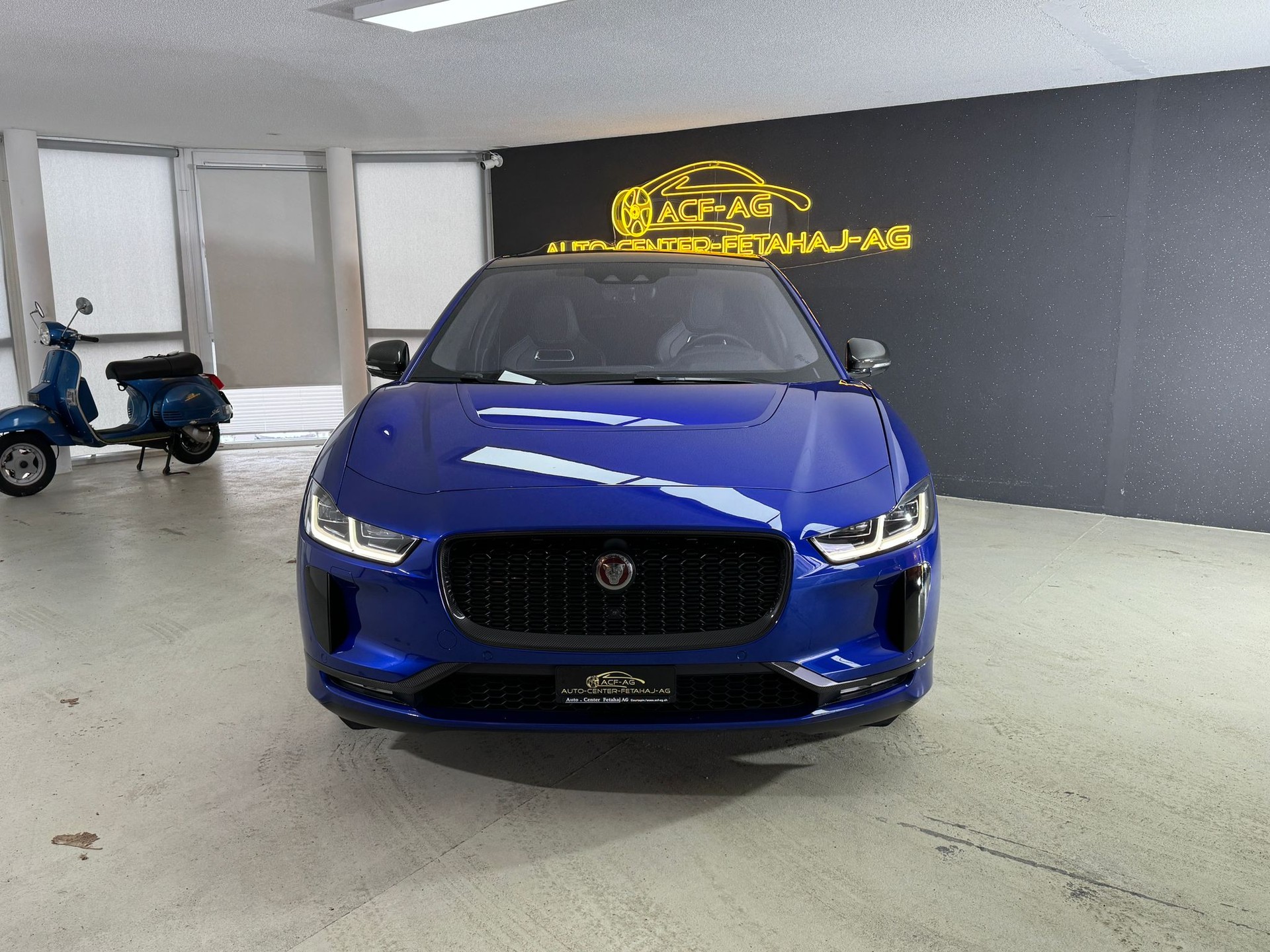 JAGUAR I-Pace EV400 S AWD-image-1