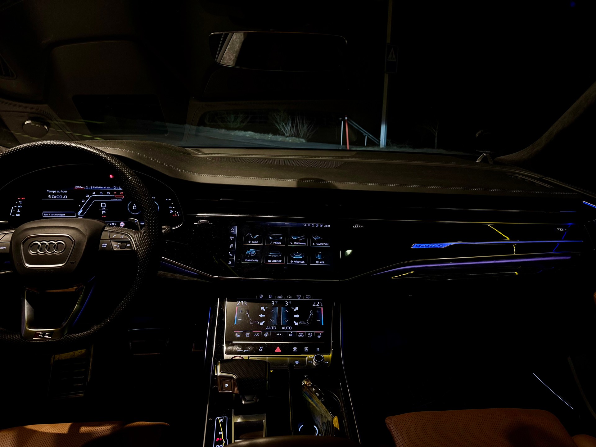 AUDI RSQ8 quattro tiptronic-image-9