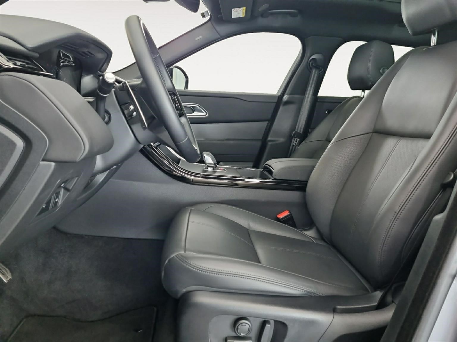 LAND ROVER Range Rover Velar P400 Dynamic SE I4 AWD Facelift-image-4