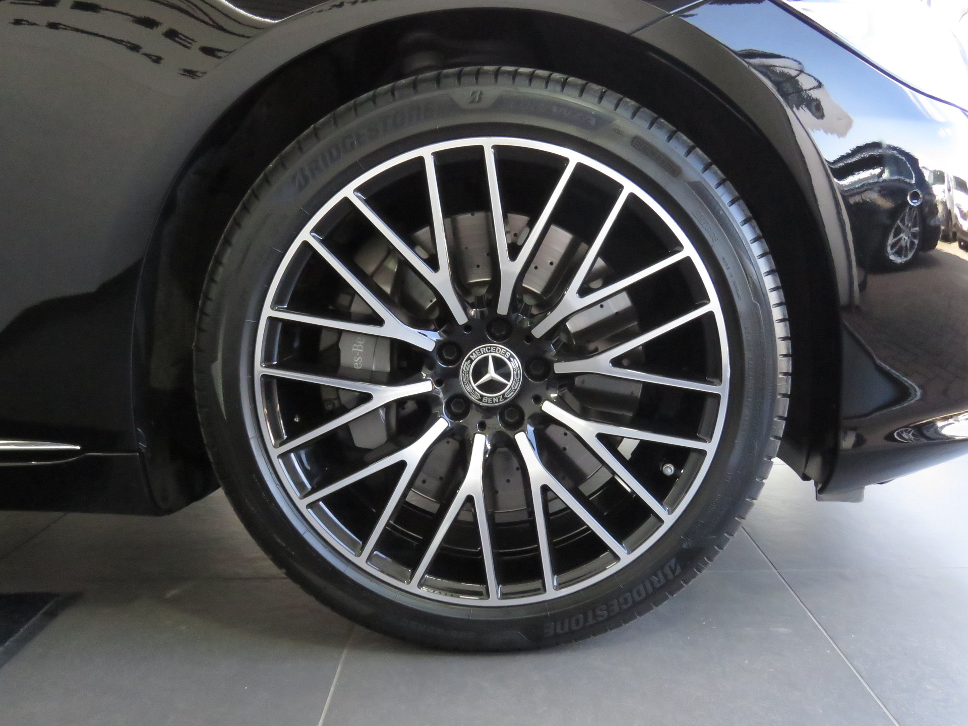 MERCEDES-BENZ S 500 Lang 4-Matic 9G-Tronic (Automat)-image-28