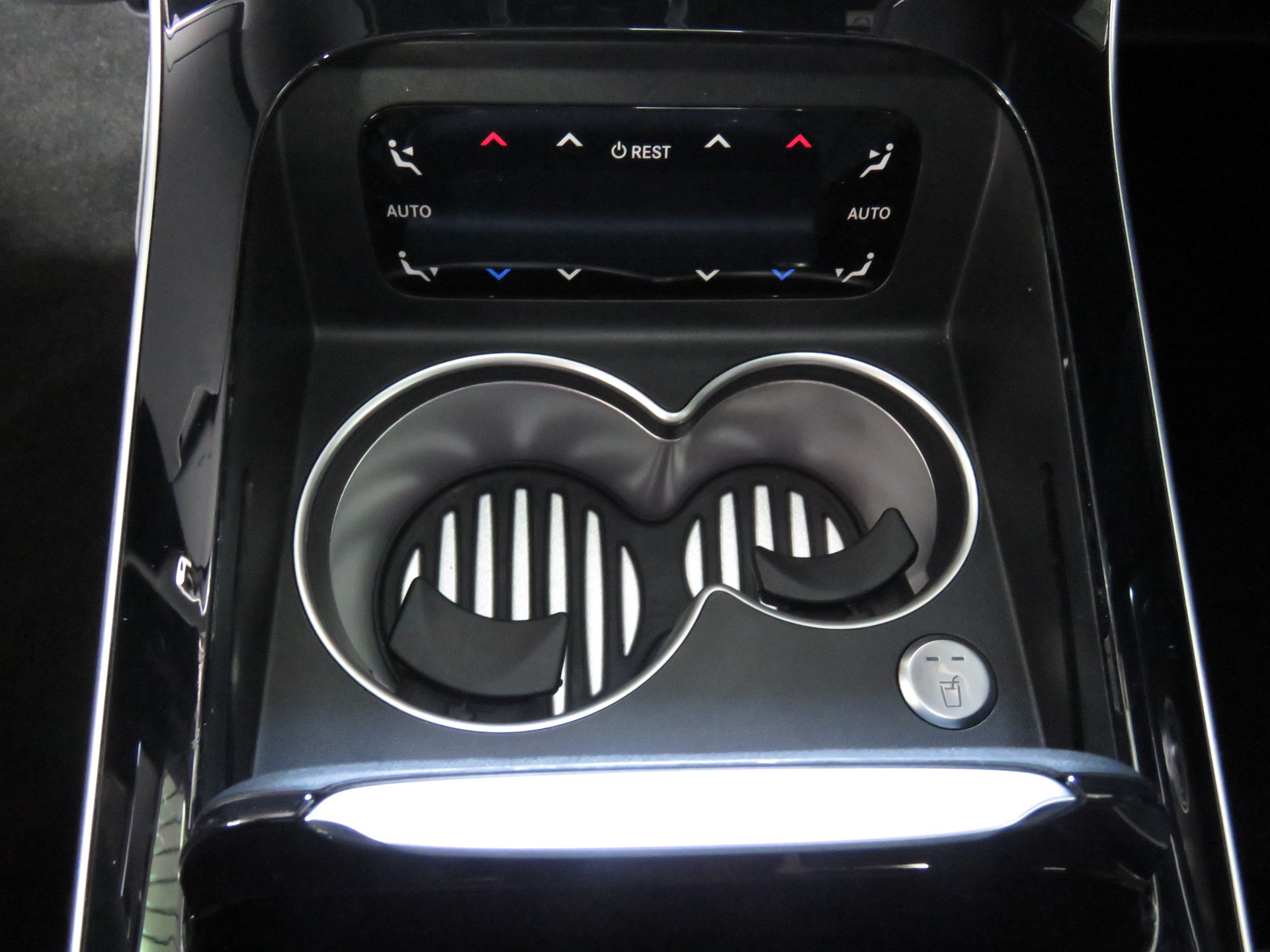 MERCEDES-BENZ S 500 Lang 4-Matic 9G-Tronic (Automat)-image-24