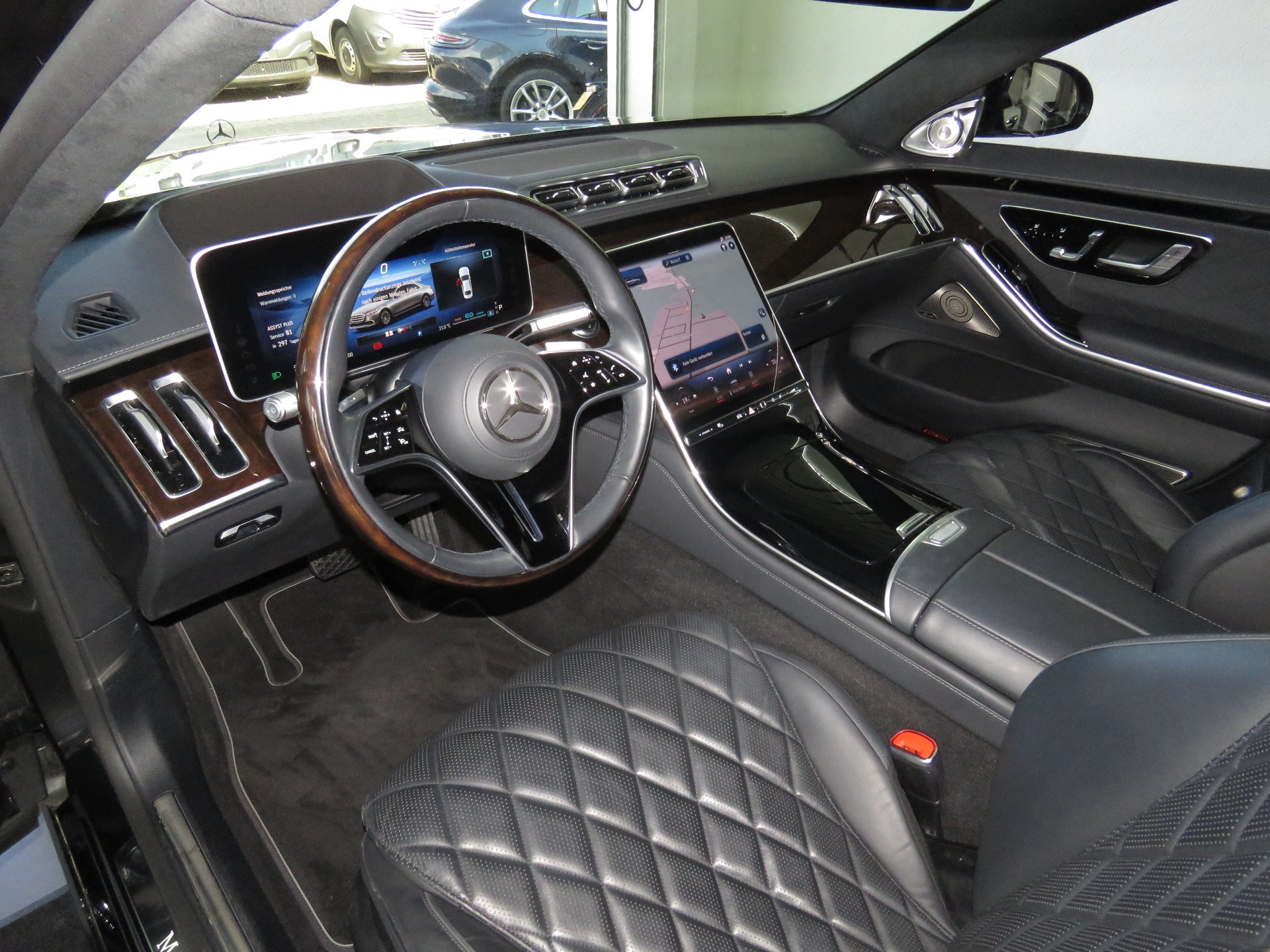MERCEDES-BENZ S 500 Lang 4-Matic 9G-Tronic (Automat)-image-6