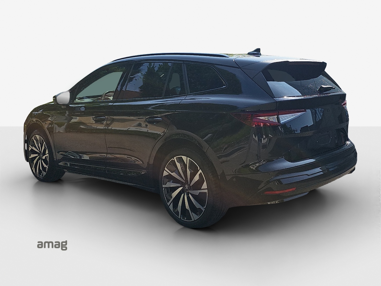 SKODA Enyaq 85x Sportline 4x4-image-2