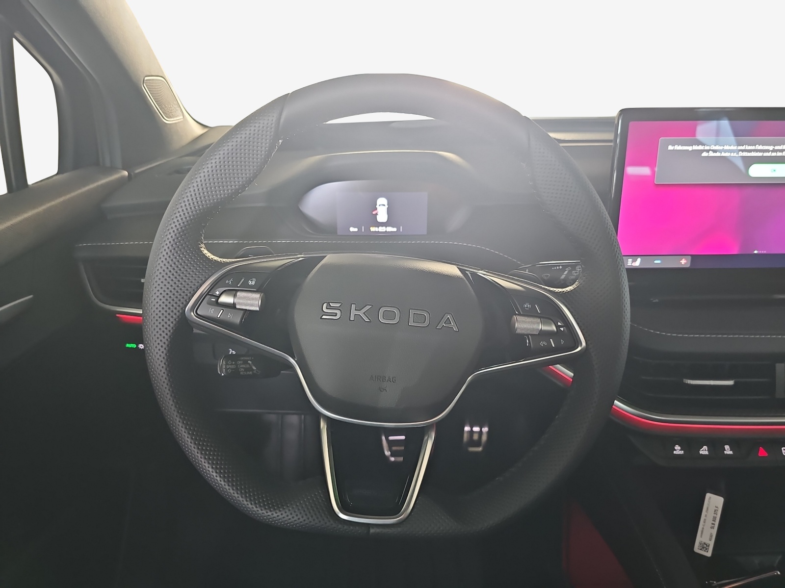 SKODA Enyaq 85x Sportline 4x4-image-9