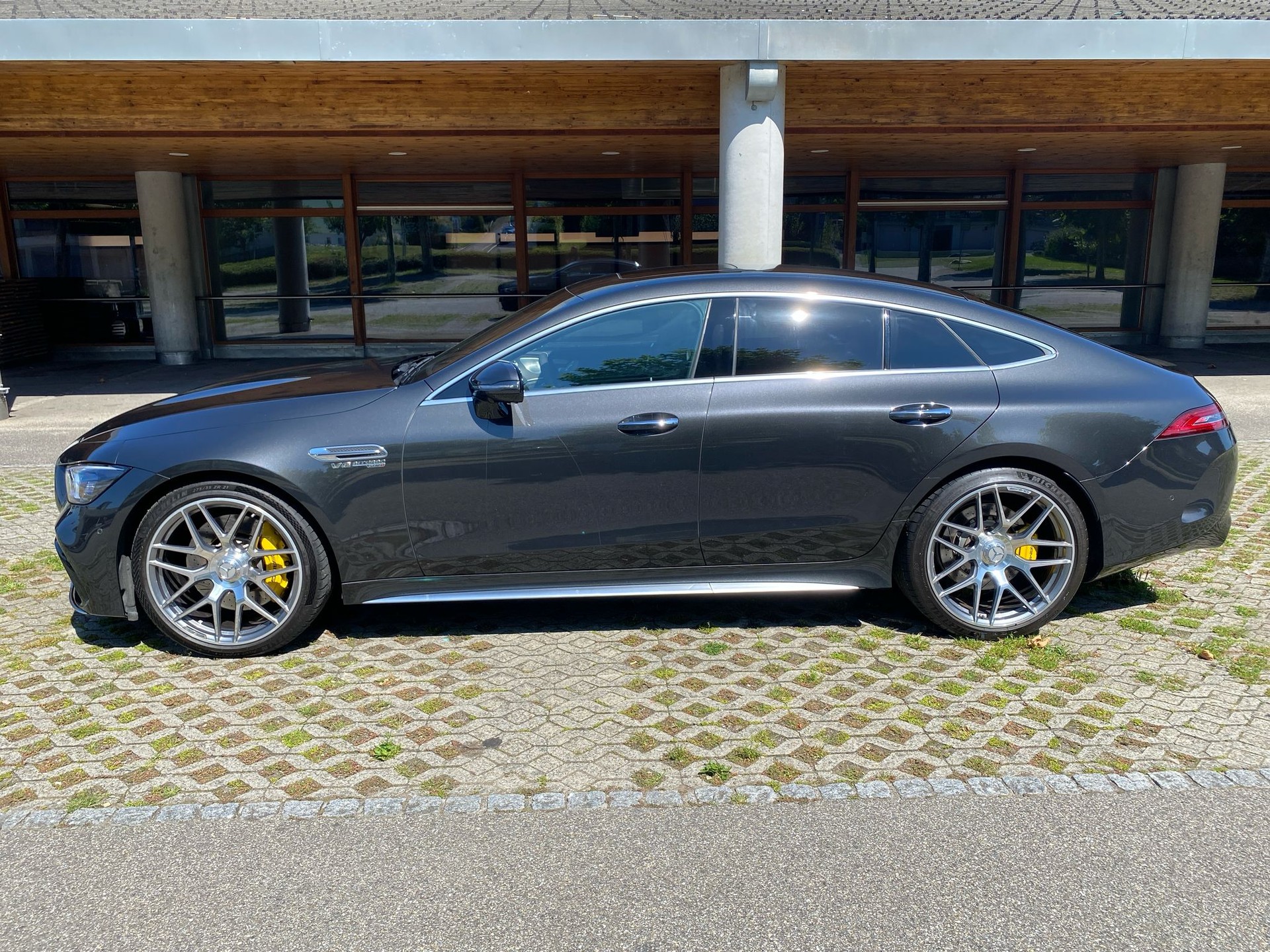 MERCEDES-BENZ AMG GT 4 63 S 4Matic+ Speedshift MCT-image-3