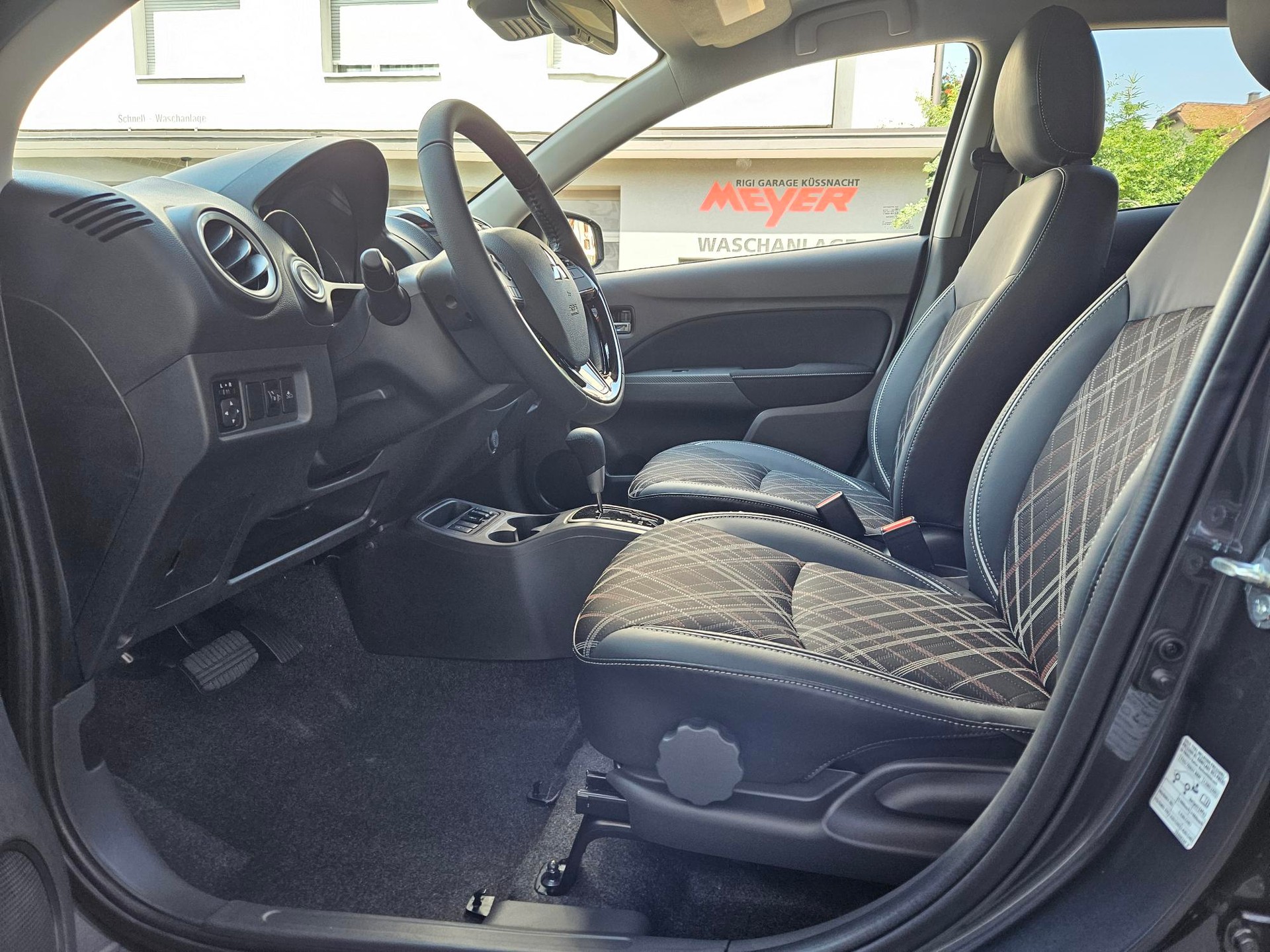 MITSUBISHI Space Star 1.2 MIVEC Intense+-image-5