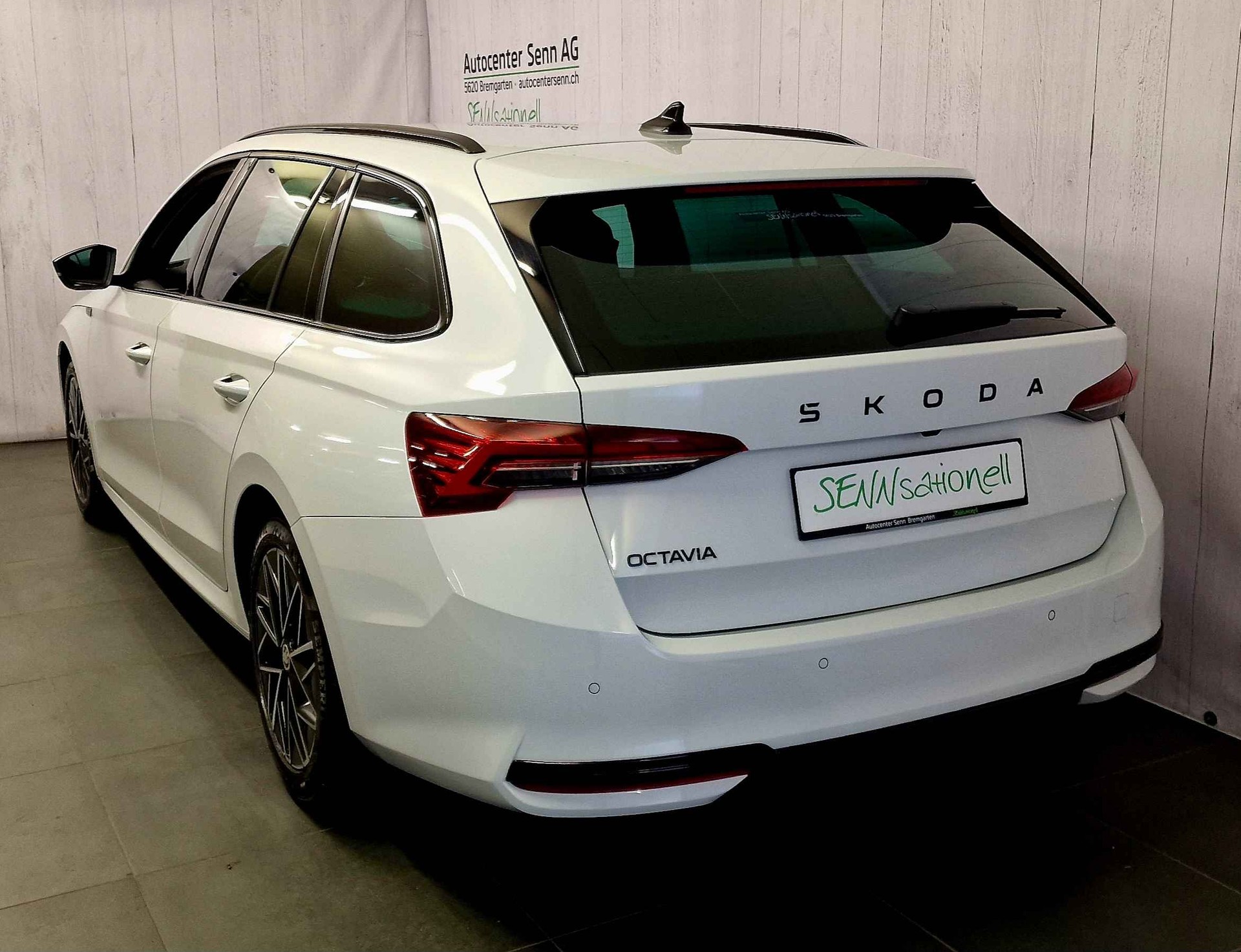 SKODA Octavia Combi 1.5 TSI mHEV DSG Sport Line-image-20