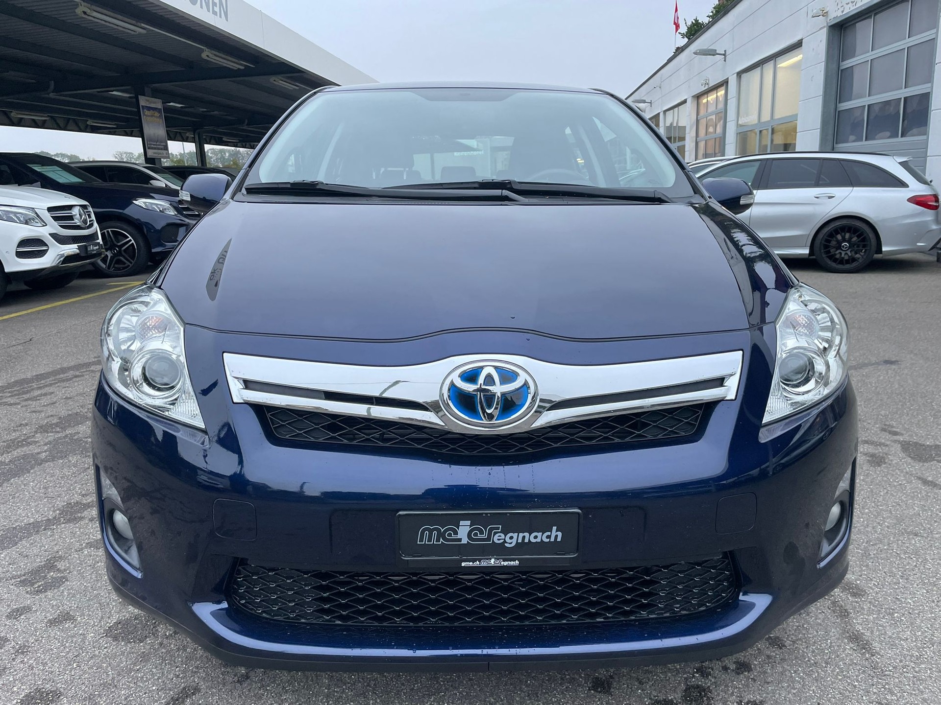 TOYOTA Auris 1.8 16V HSD Linea Luna-image-2
