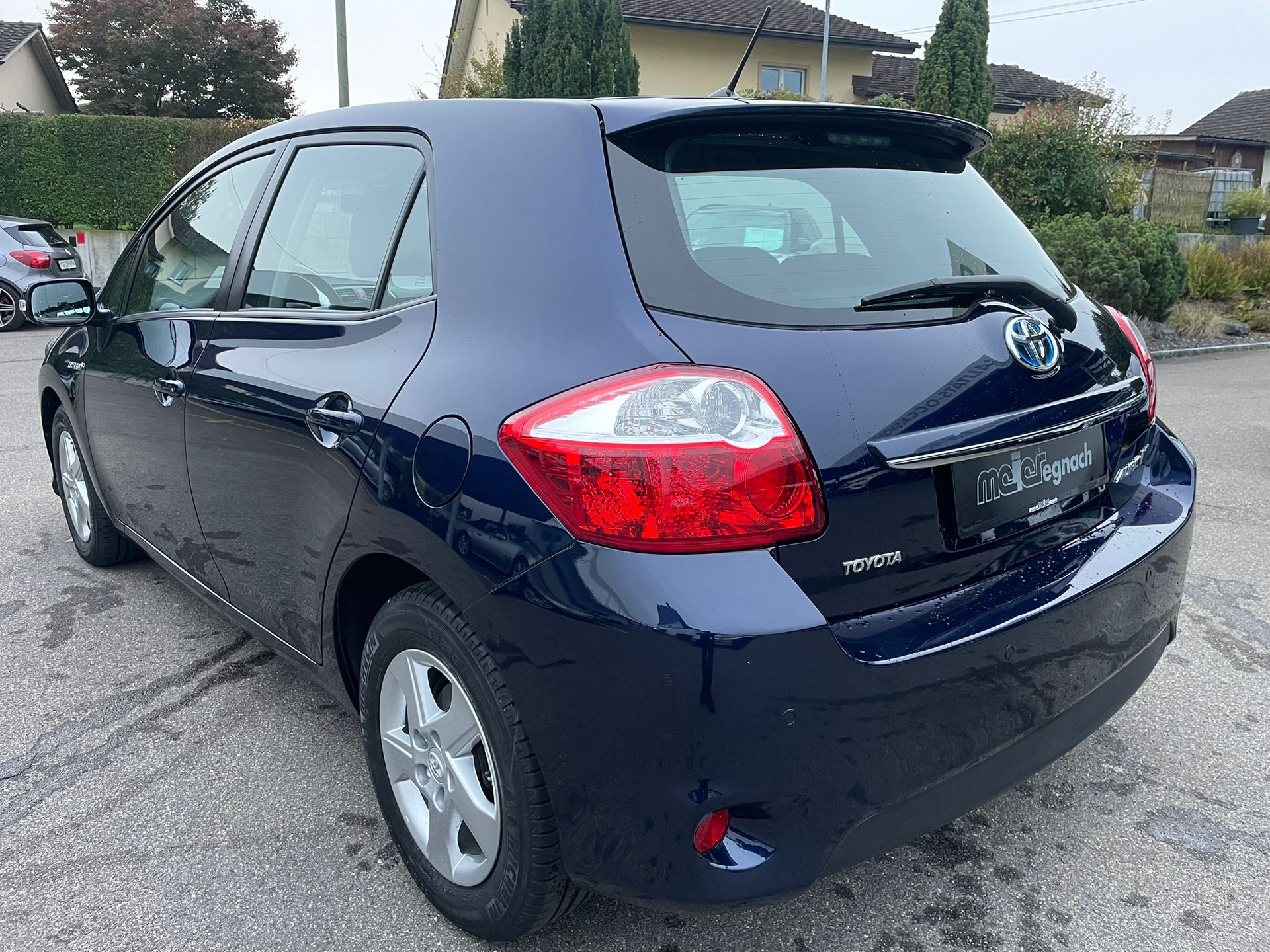 TOYOTA Auris 1.8 16V HSD Linea Luna-image-5