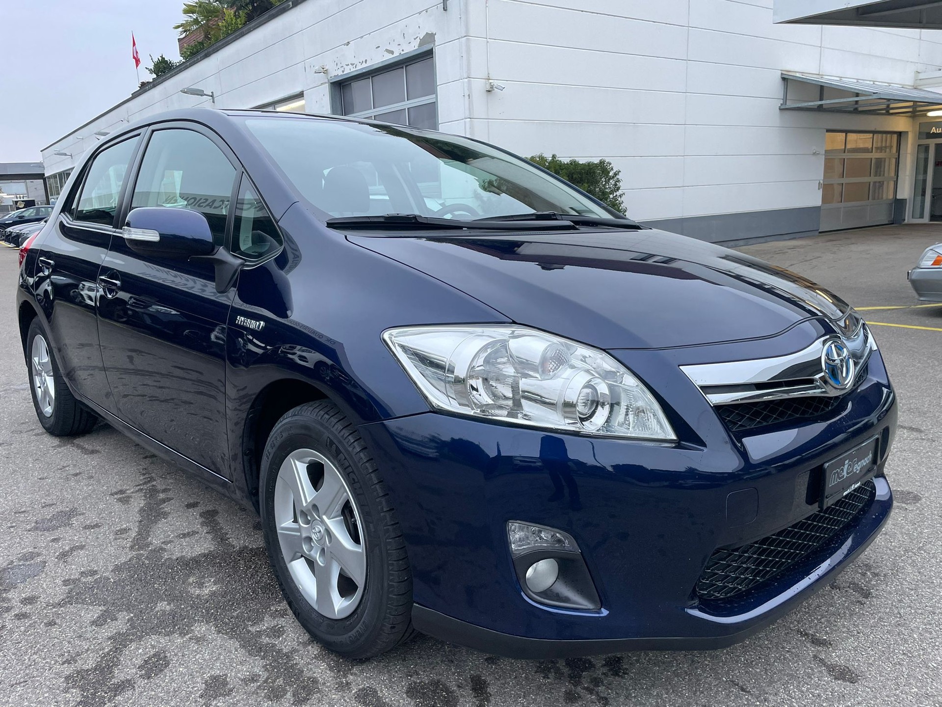 TOYOTA Auris 1.8 16V HSD Linea Luna-image-1