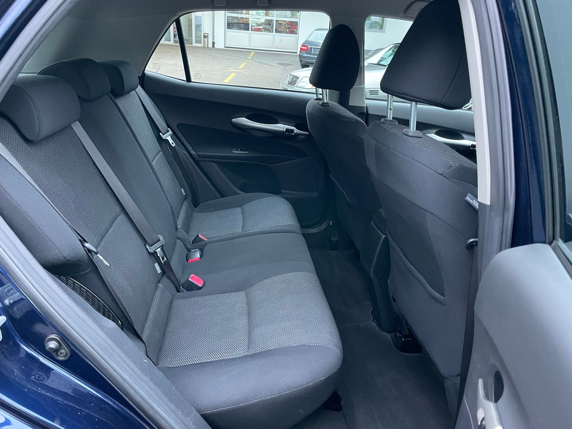 TOYOTA Auris 1.8 16V HSD Linea Luna-image-12
