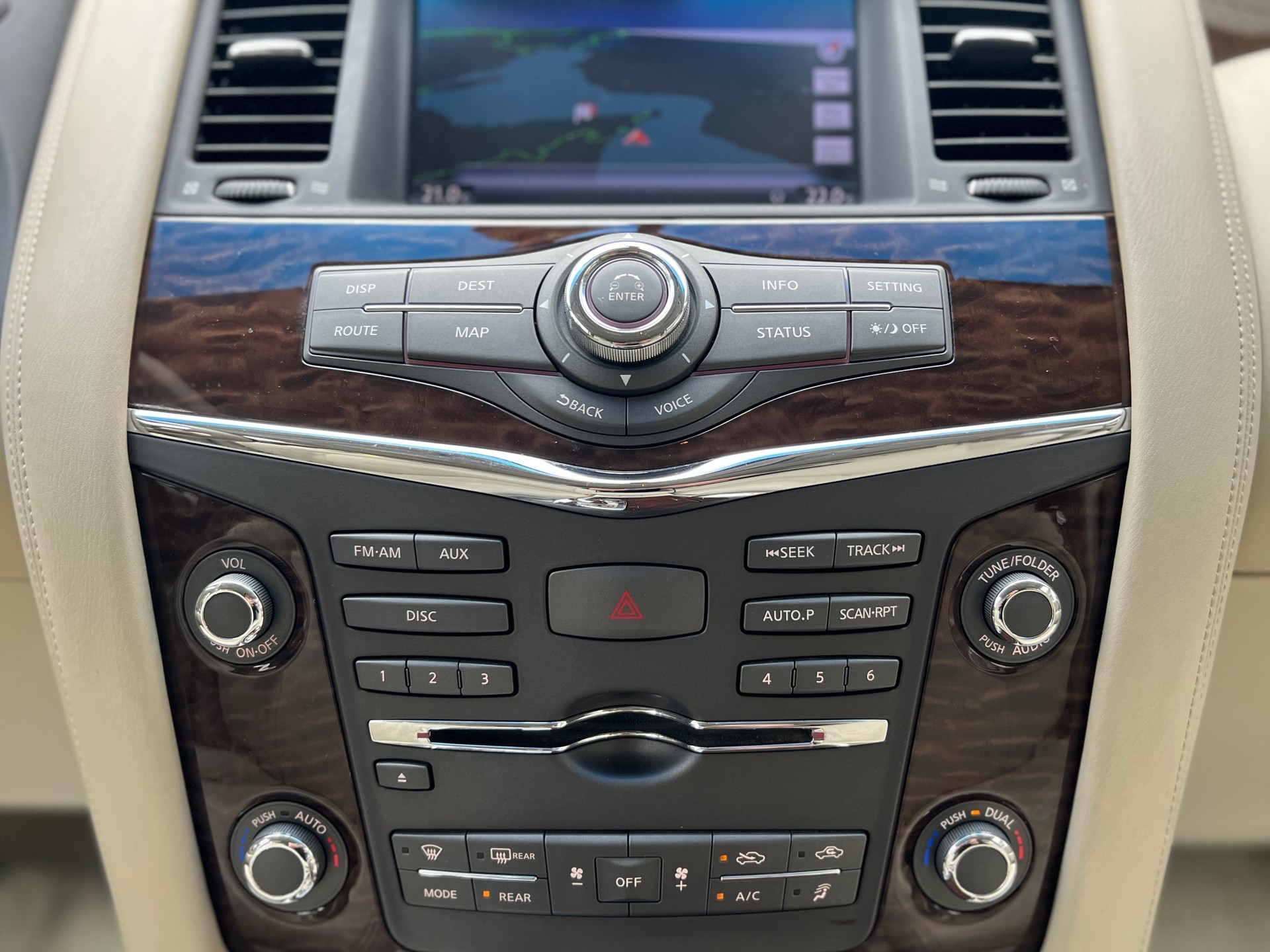 NISSAN Patrol Platinum V8-image-17