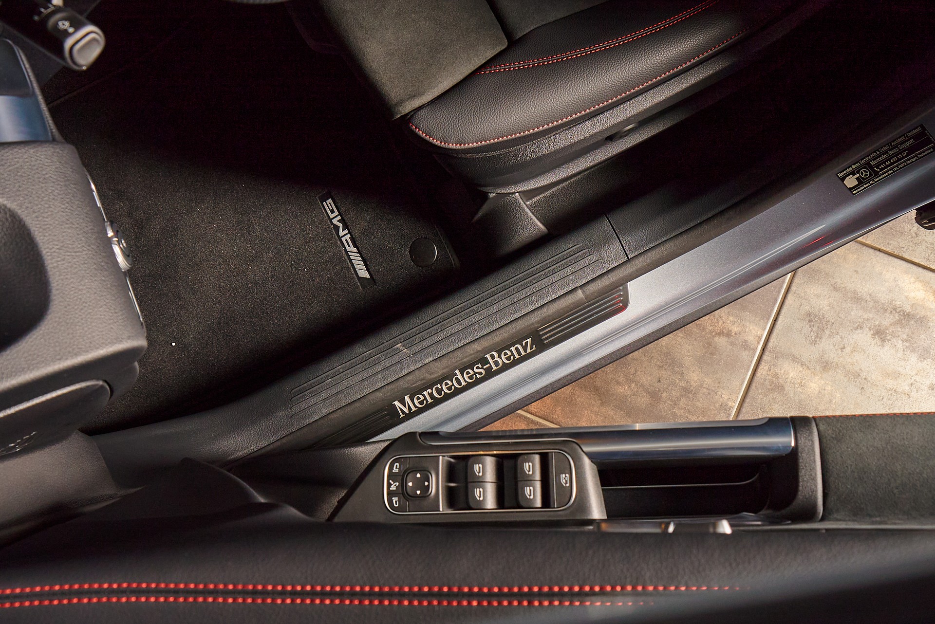 MERCEDES-BENZ GLB 250 4Matic 8G-Tronic-image-8