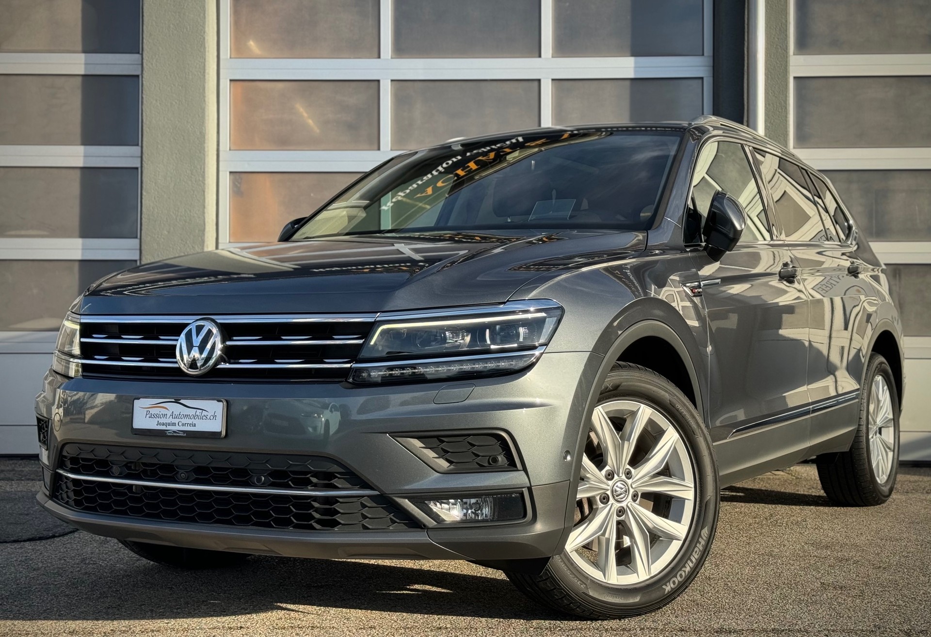 VW Tiguan Allspace 2.0TSI 220 Highline 4Motion DSG - 7 PLACES - Version 220 PS - Véhicule Suisse (CH)