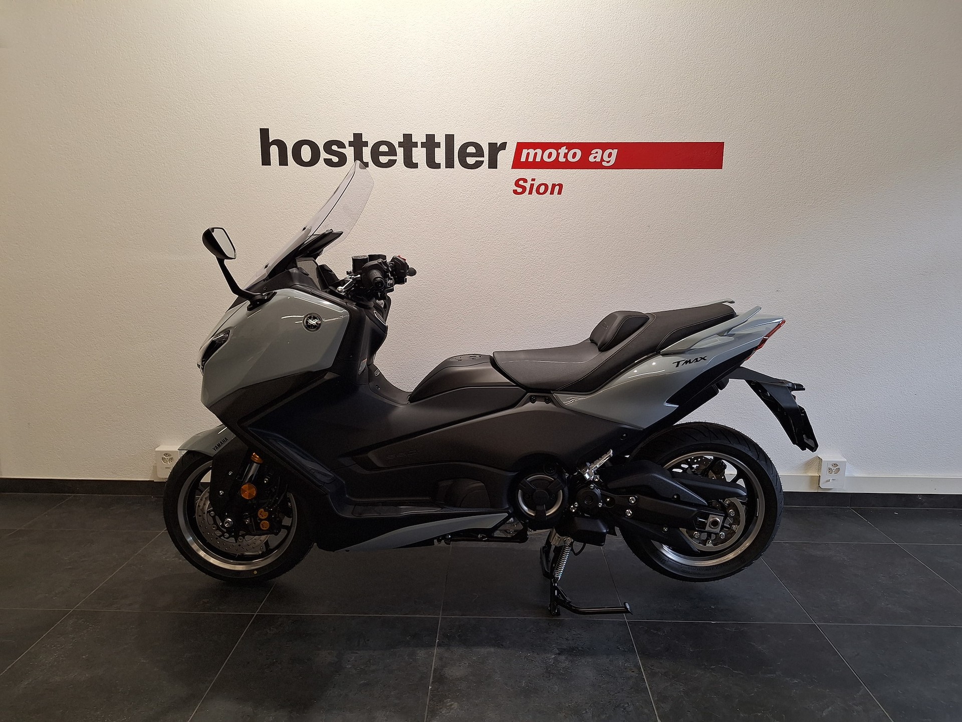 YAMAHA TMAX Tech MAX-showroom-element-2