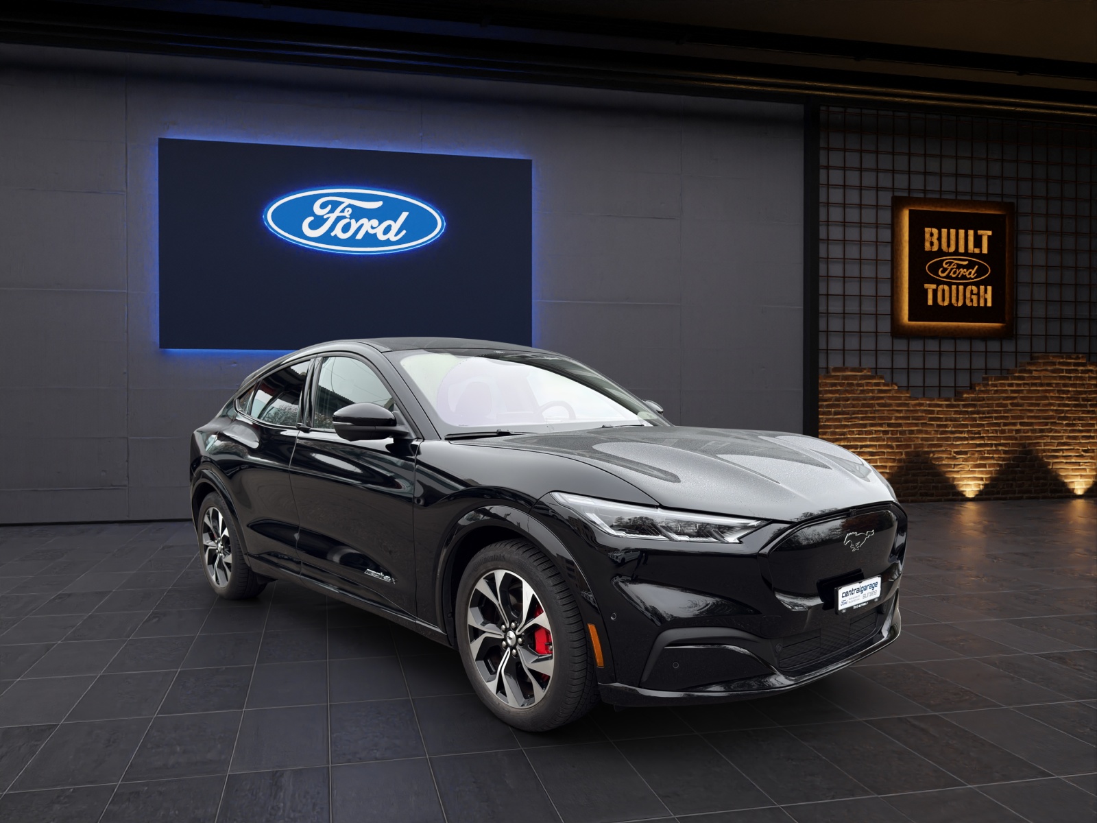 FORD Mustang Mach-E Extended Range 99 kWh 371 PS AWD 4x4 AUTOMAT-image-5