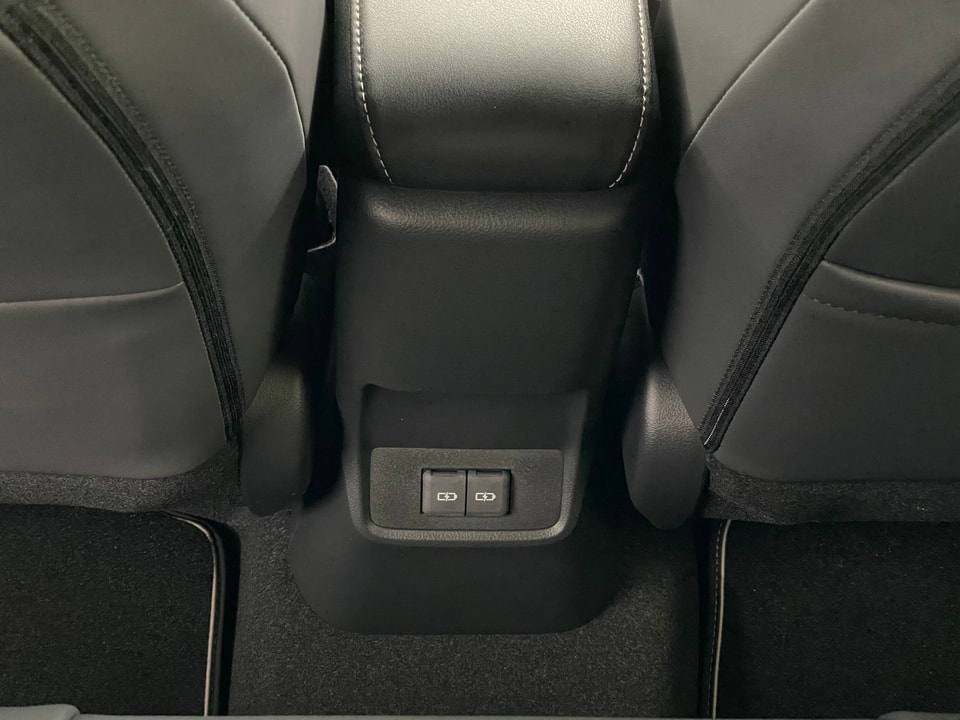 LBX 1.5 Hybrid Relax AWD