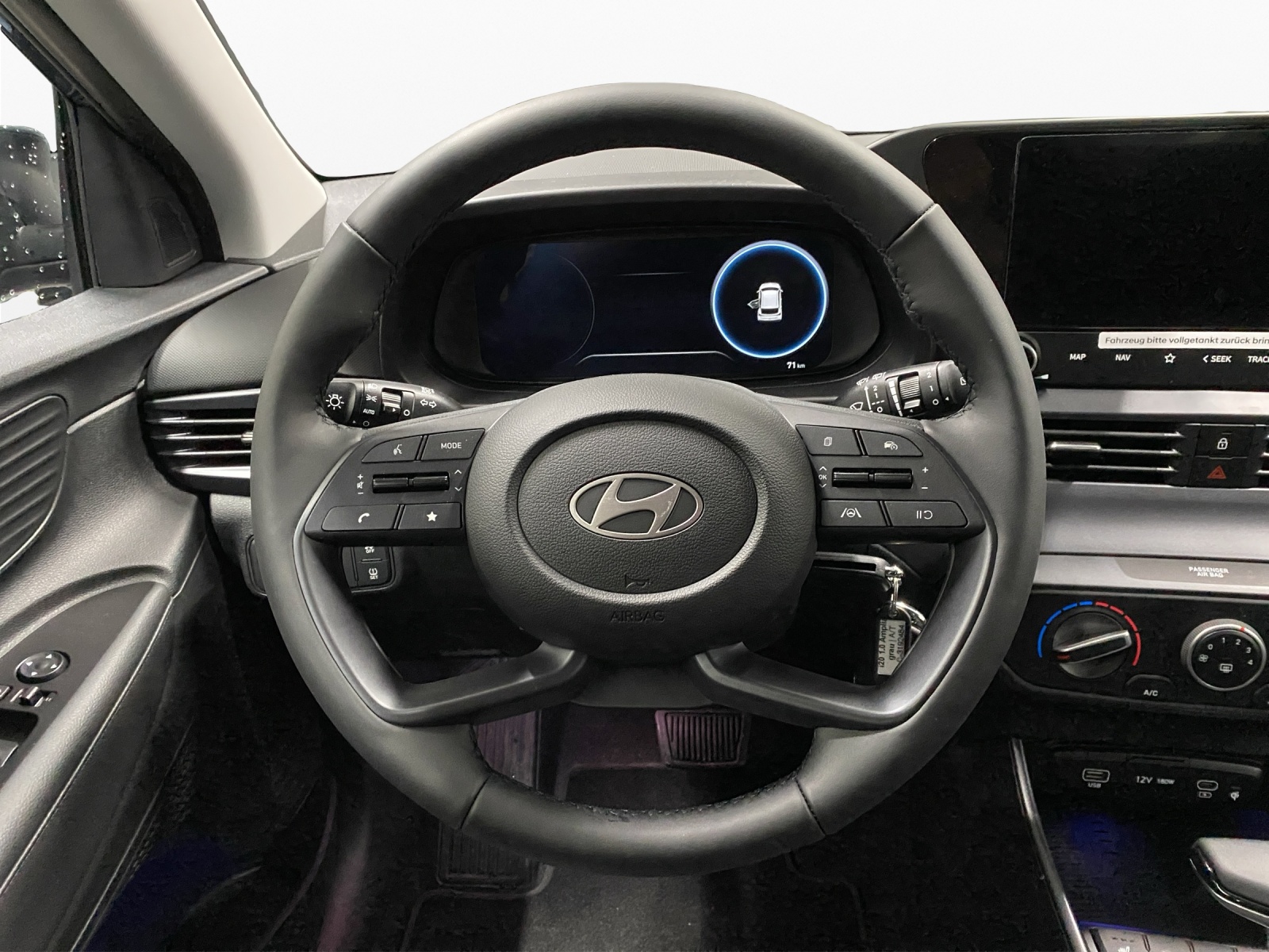 HYUNDAI i20 1.0 T-GDi Amplia-image-12