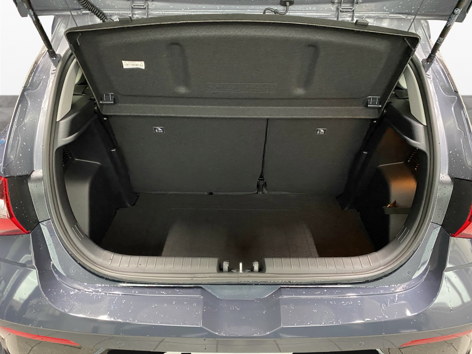 HYUNDAI i20 1.0 T-GDi Amplia-image-15