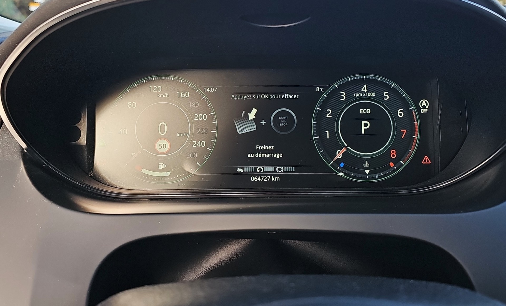 JAGUAR E-Pace 2.0 P250 HSE AWD Automatik-image-18