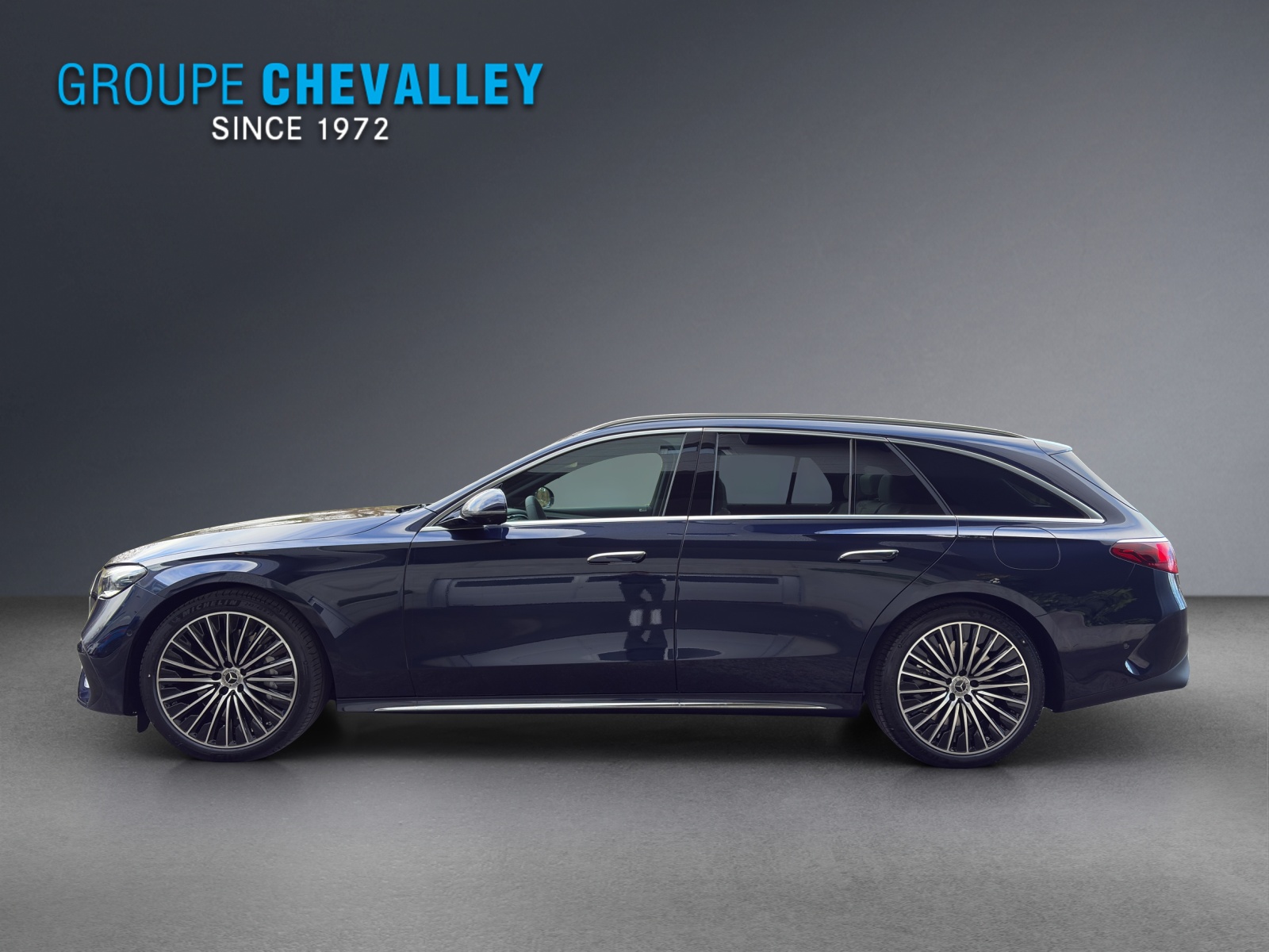 MERCEDES-BENZ E 300 de T 4Matic EQ Hybrid 9G-Tronic-image-2