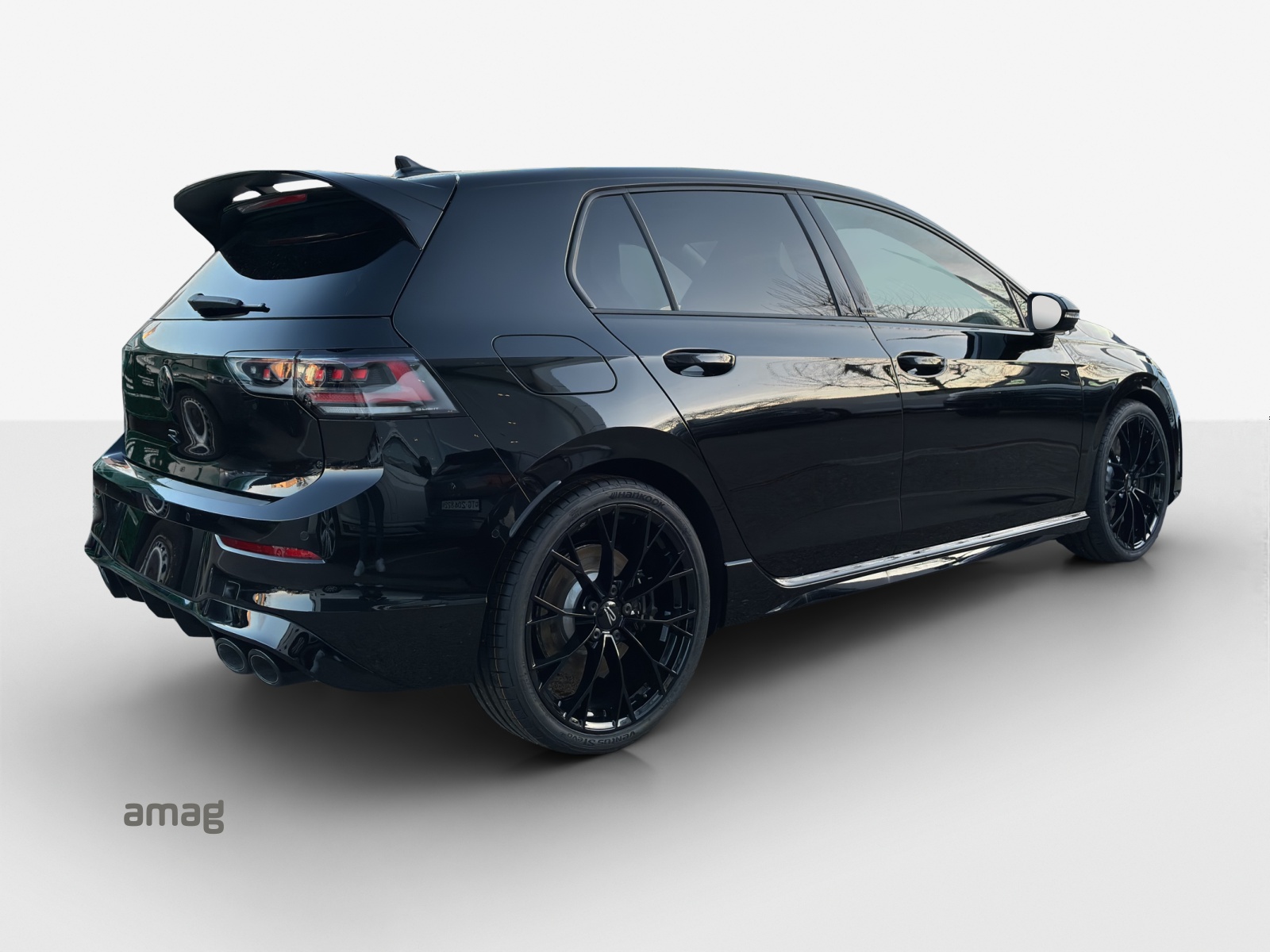 VW Golf 2.0 TSI R DSG 4 Motion-image-4