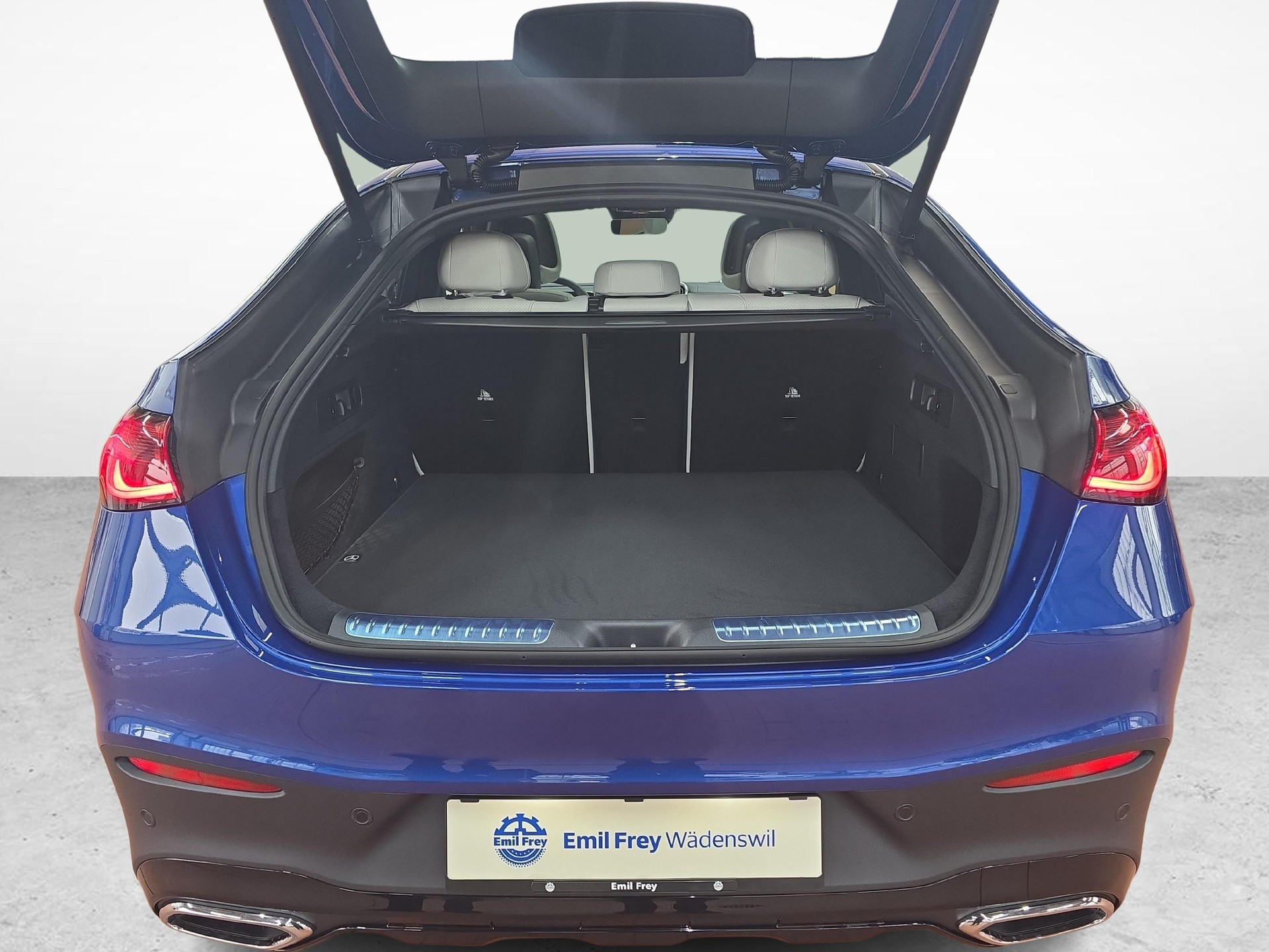 MERCEDES-BENZ GLC 400 e 4MATIC Coupé EQ Star AMG Line-image-10