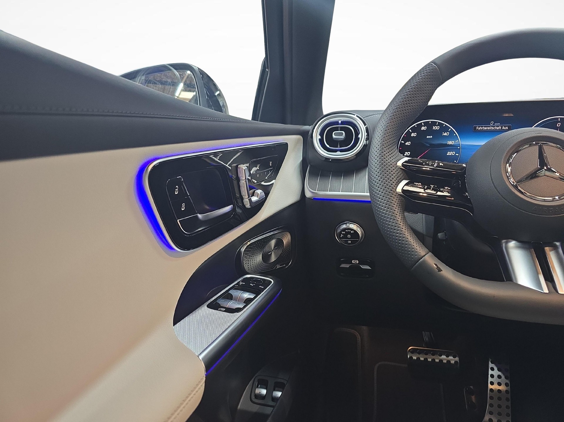 MERCEDES-BENZ GLC 400 e 4MATIC Coupé EQ Star AMG Line-image-7