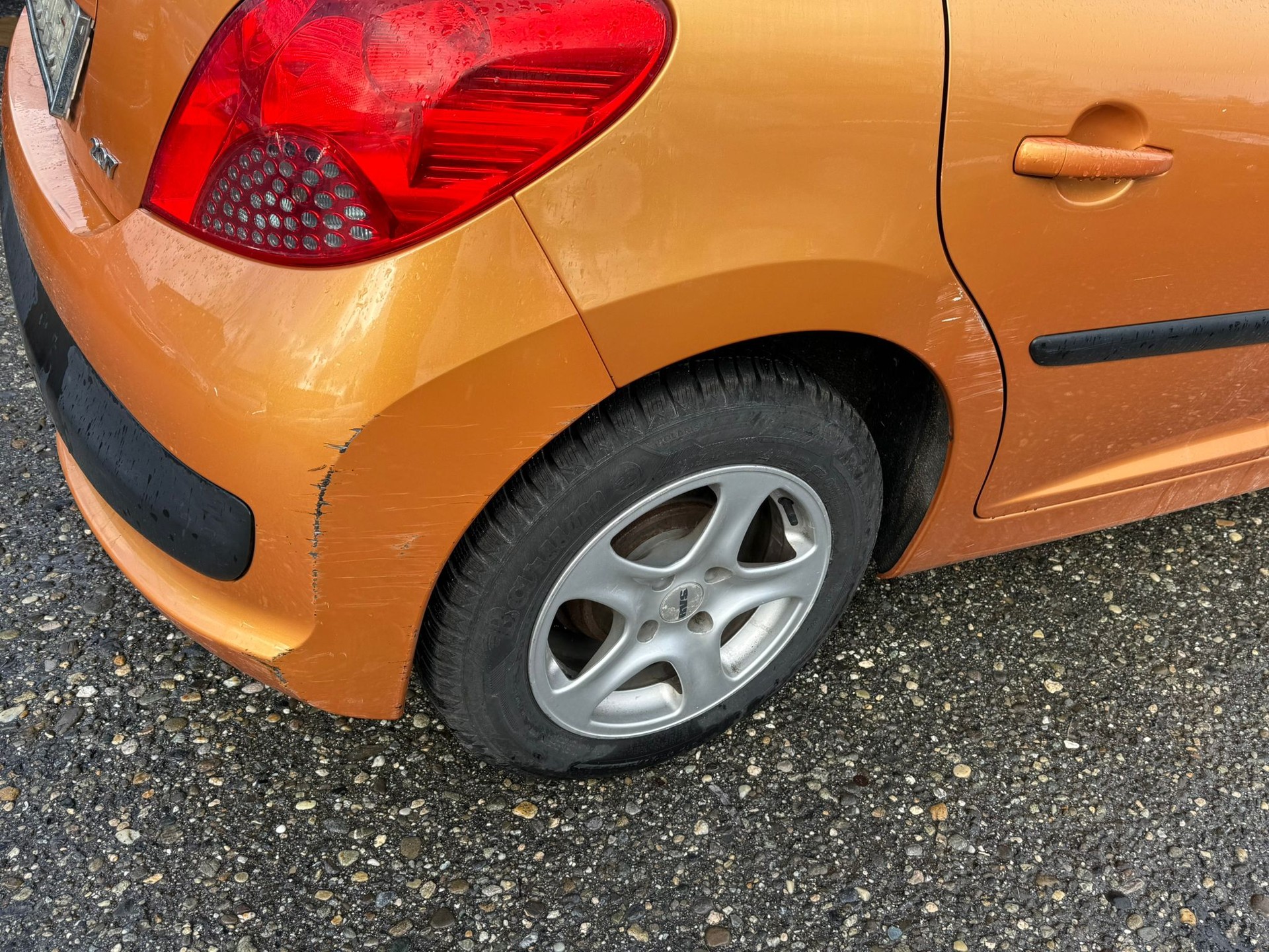PEUGEOT 207 1.4 16V Look-image-7