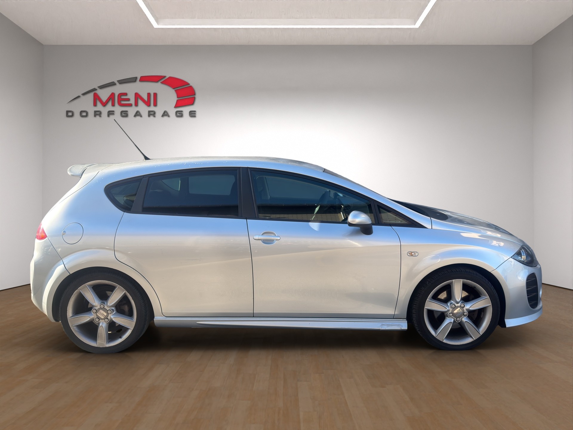 SEAT Leon 2.0 FSI T Stylance-image-7