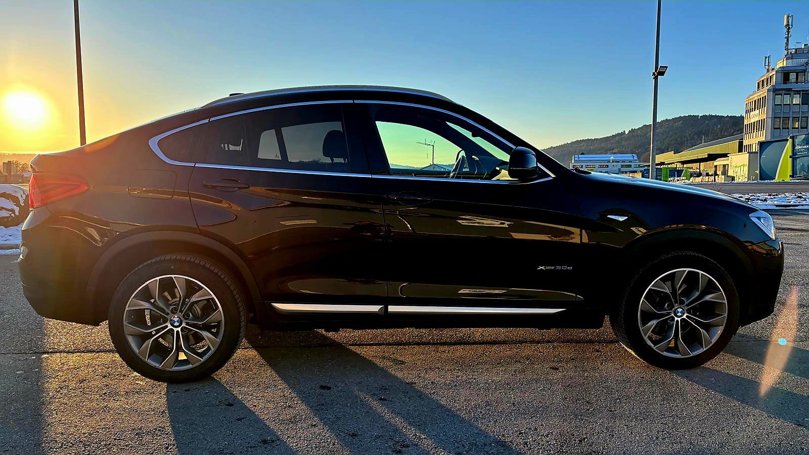 BMW X4 xDrive 30d xLine Steptronic-image-4