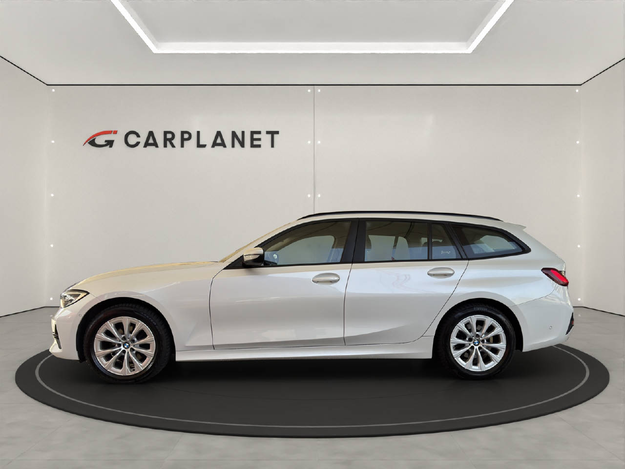BMW 320d xDrive 190PS Touring-image-2