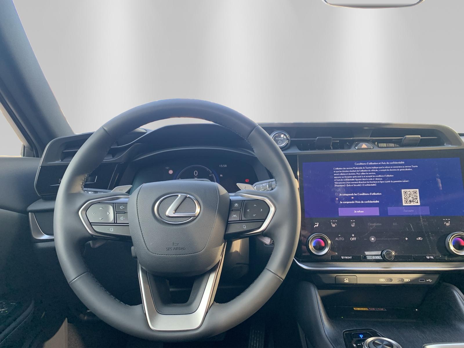 LEXUS RZ 450e Comfort-image-9