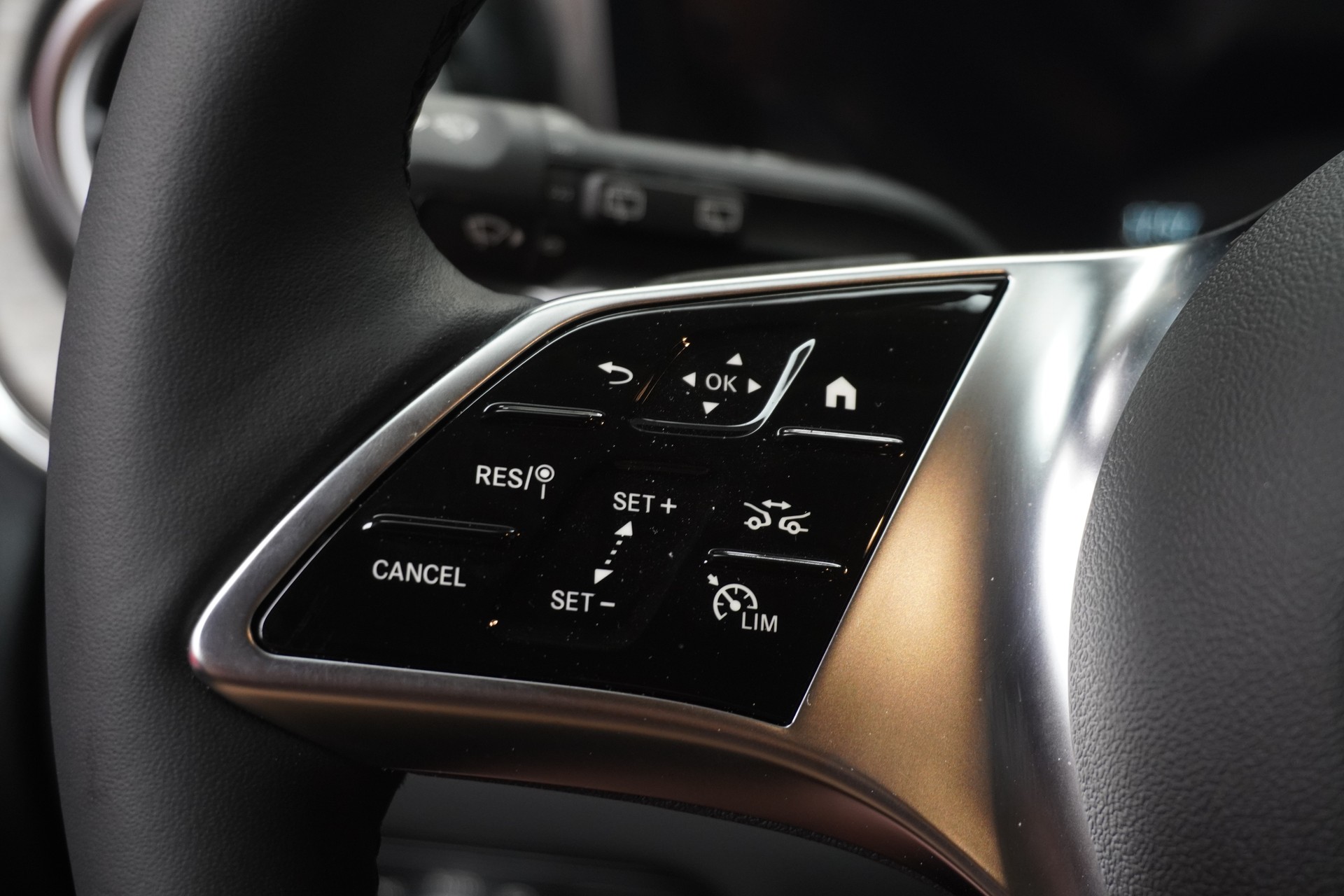 MERCEDES-BENZ Marco Polo 300 d 4M A-image-5
