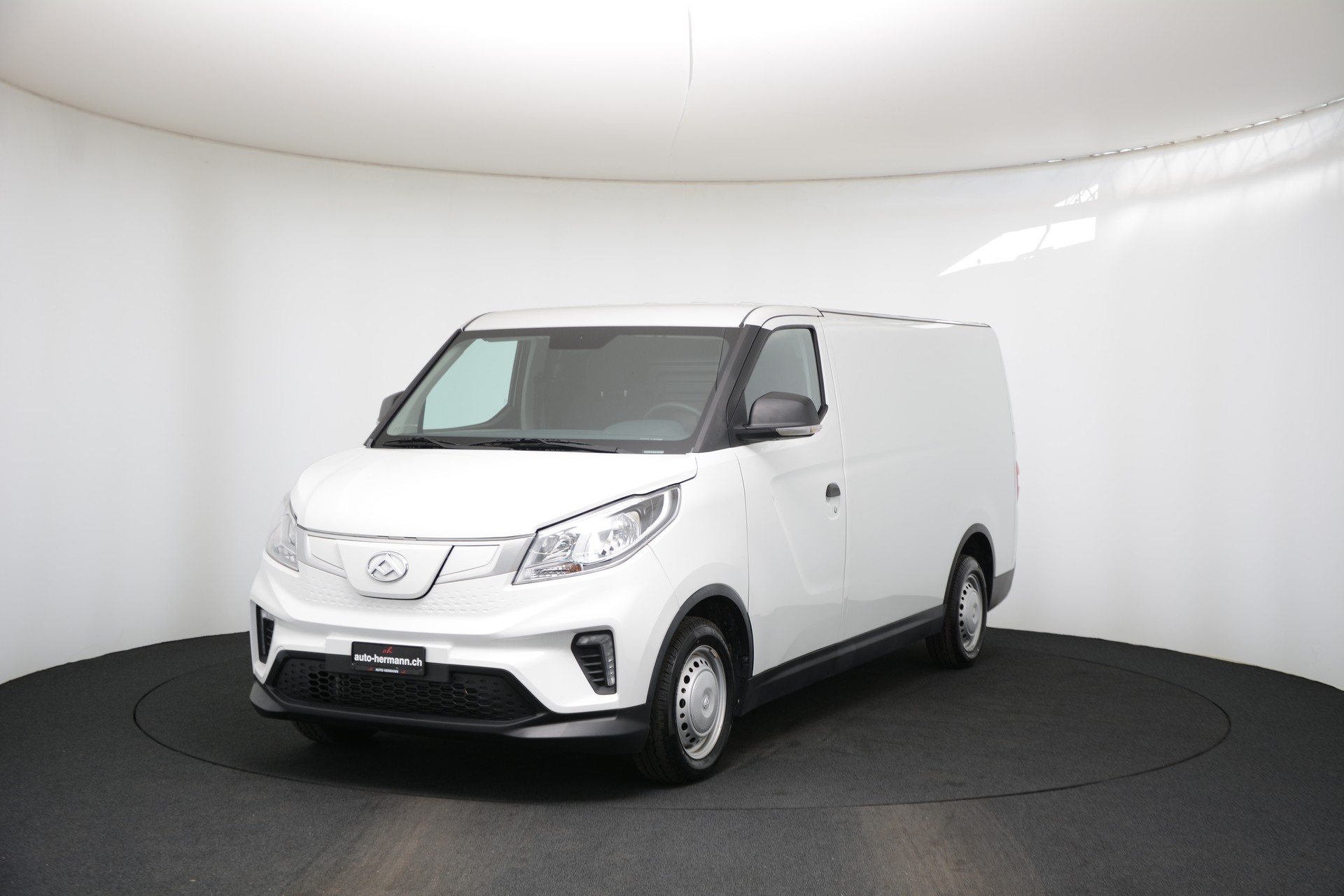 MAXUS eDELIVER 3 Kastenaufbau L2 50kWh-image-4